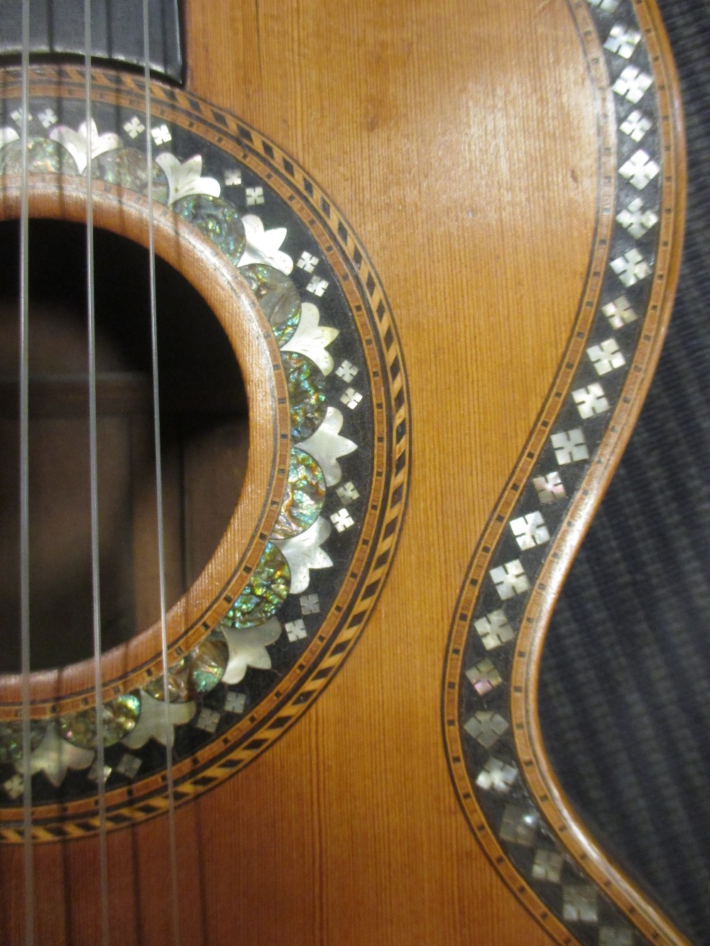 A mid 19th century French inlaid acoustic guitar - Image 3 of 4