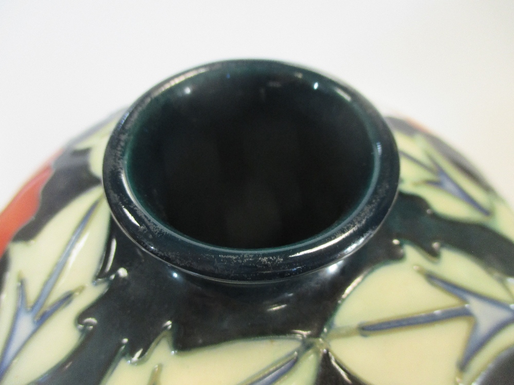 A Moorcroft vase, 18cm high - Image 4 of 5