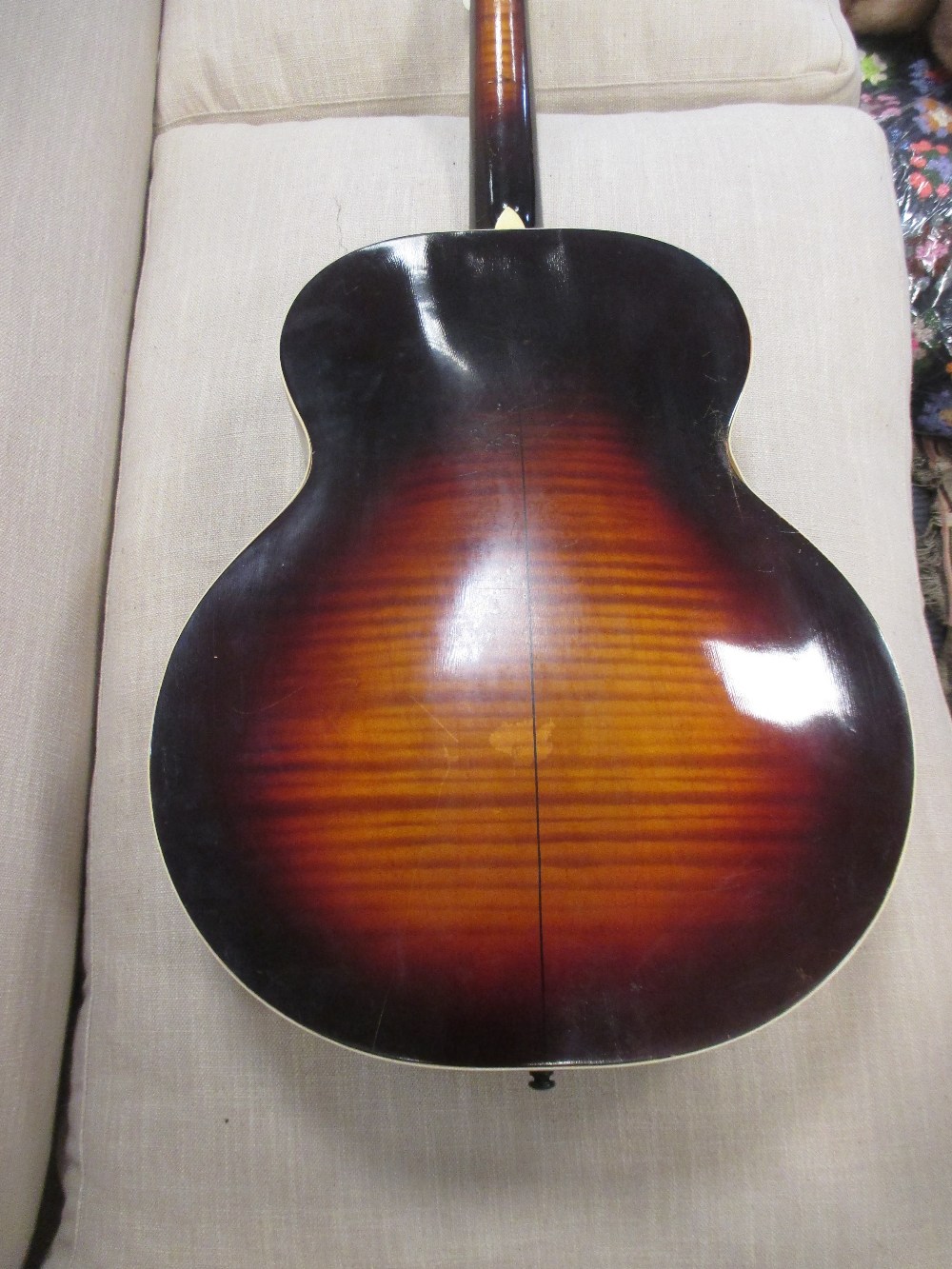 A Broadway Harmony H954 acoustic guitar, arched top model with sunburst effect and case - Image 4 of 6