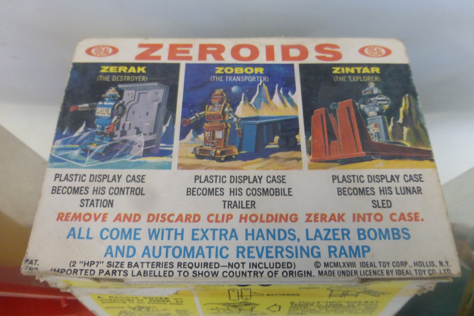 An Ideal Toy Company Zerak of The Mighty Zeroids robot in original packaging, and two others. - Image 4 of 4