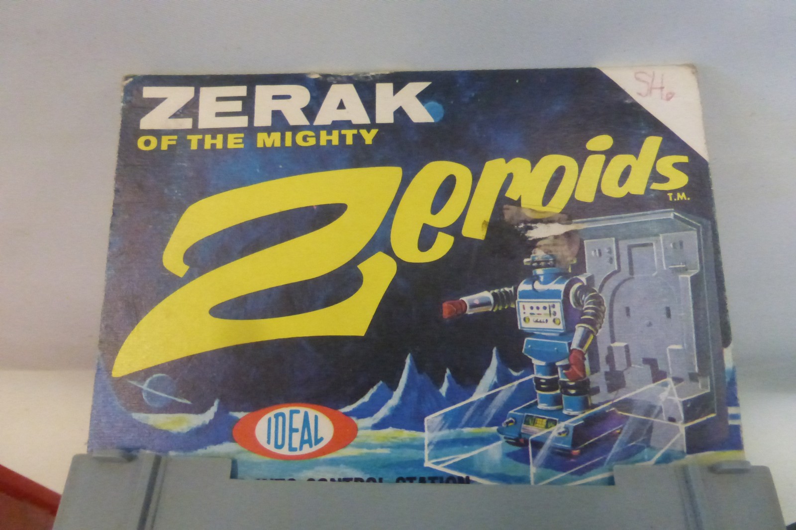An Ideal Toy Company Zerak of The Mighty Zeroids robot in original packaging, and two others. - Image 2 of 4