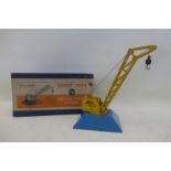 DINKY TOYS - Goods Yard Crane, no. 752, in very good condition, blue box with orange label good.
