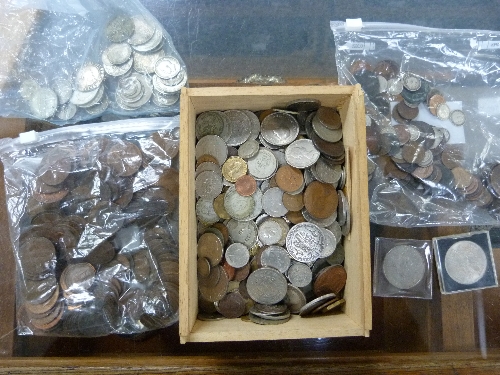 A collection of Coins and Banknotes, including early 20thC and 19thC mixed coinage, contained in - Image 6 of 7