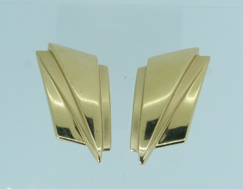 A pair of 14k yellow gold Clip Earrings, of Art Deco rectangular style, with textured and polished