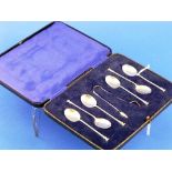 A cased set of six George V silver Teaspoons / Sugarnips, by George Howson, hallmarked Sheffield,