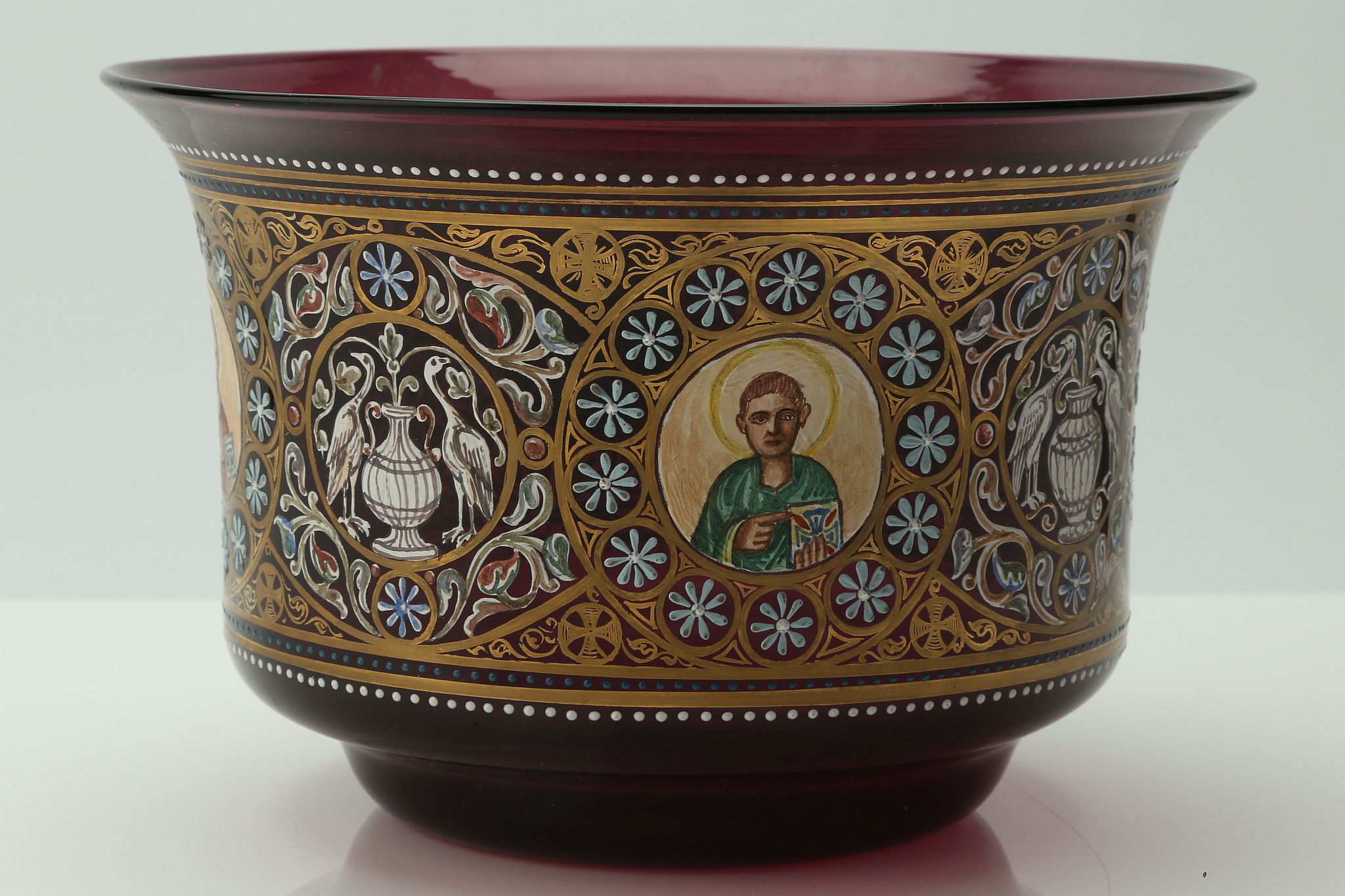 A Venetian Historismus golded and enamelled glass bowl, early 20th century, of deep amethyst tint, - Image 3 of 6