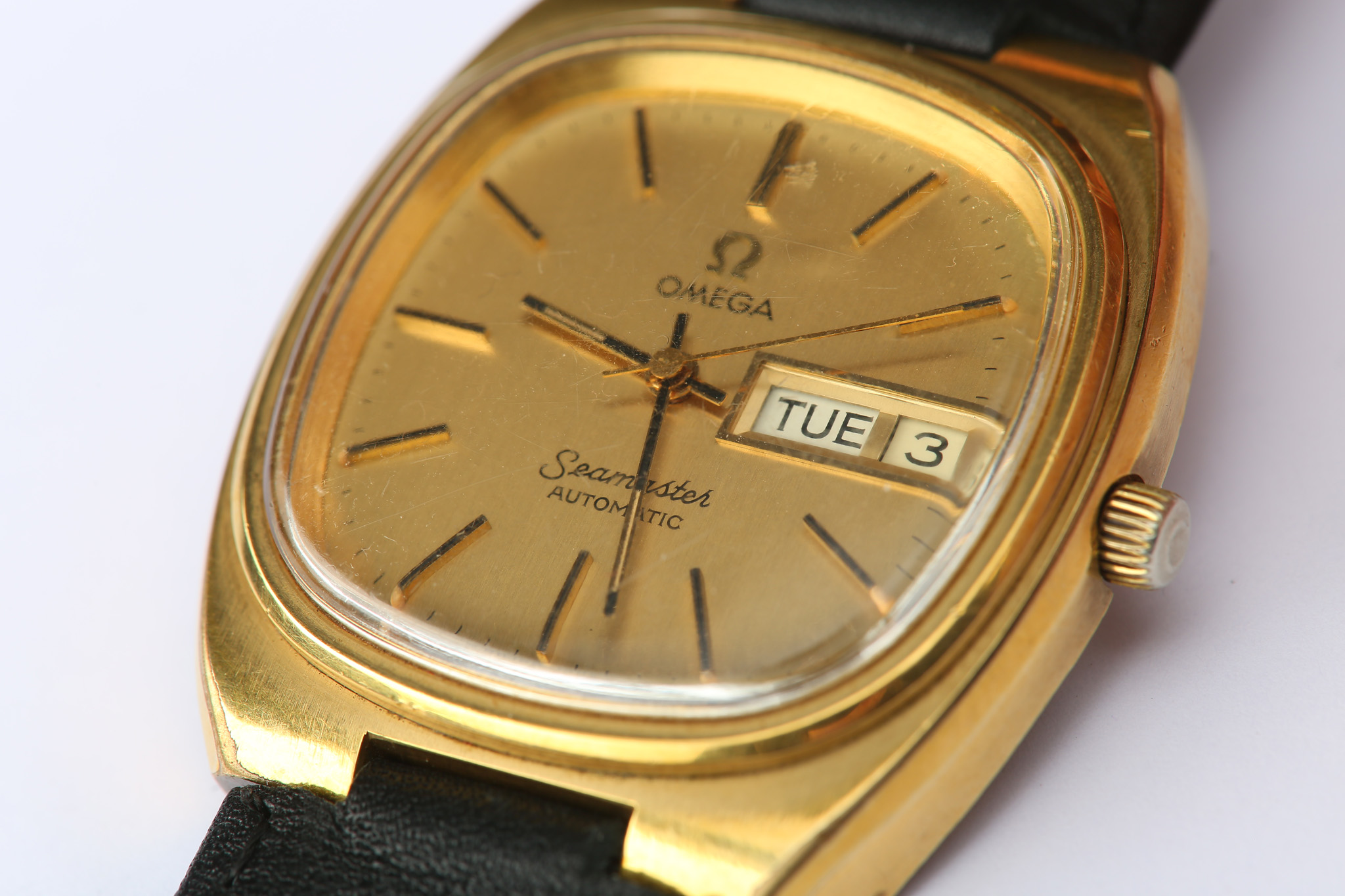 Omega. A gold capped automatic calendar wristwatch. Model: Seamaster. Reference: 166.0213 / 366. - Image 3 of 6