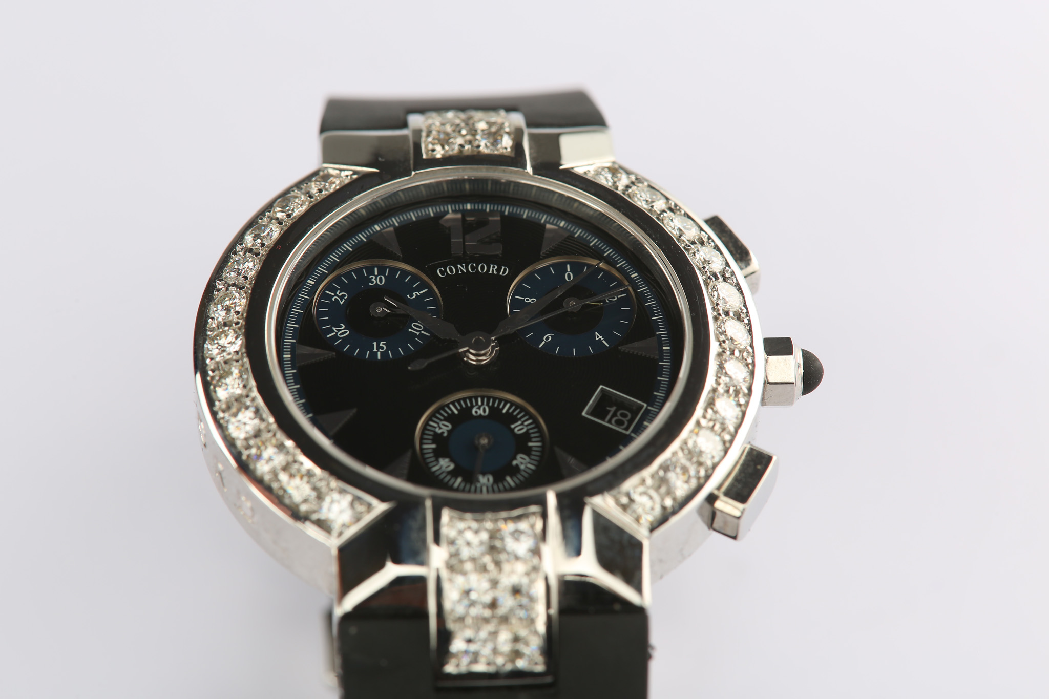 Concord. A stainless steel and diamond quartz calendar chronograph wristwatch. Model: La Scala - Image 5 of 7