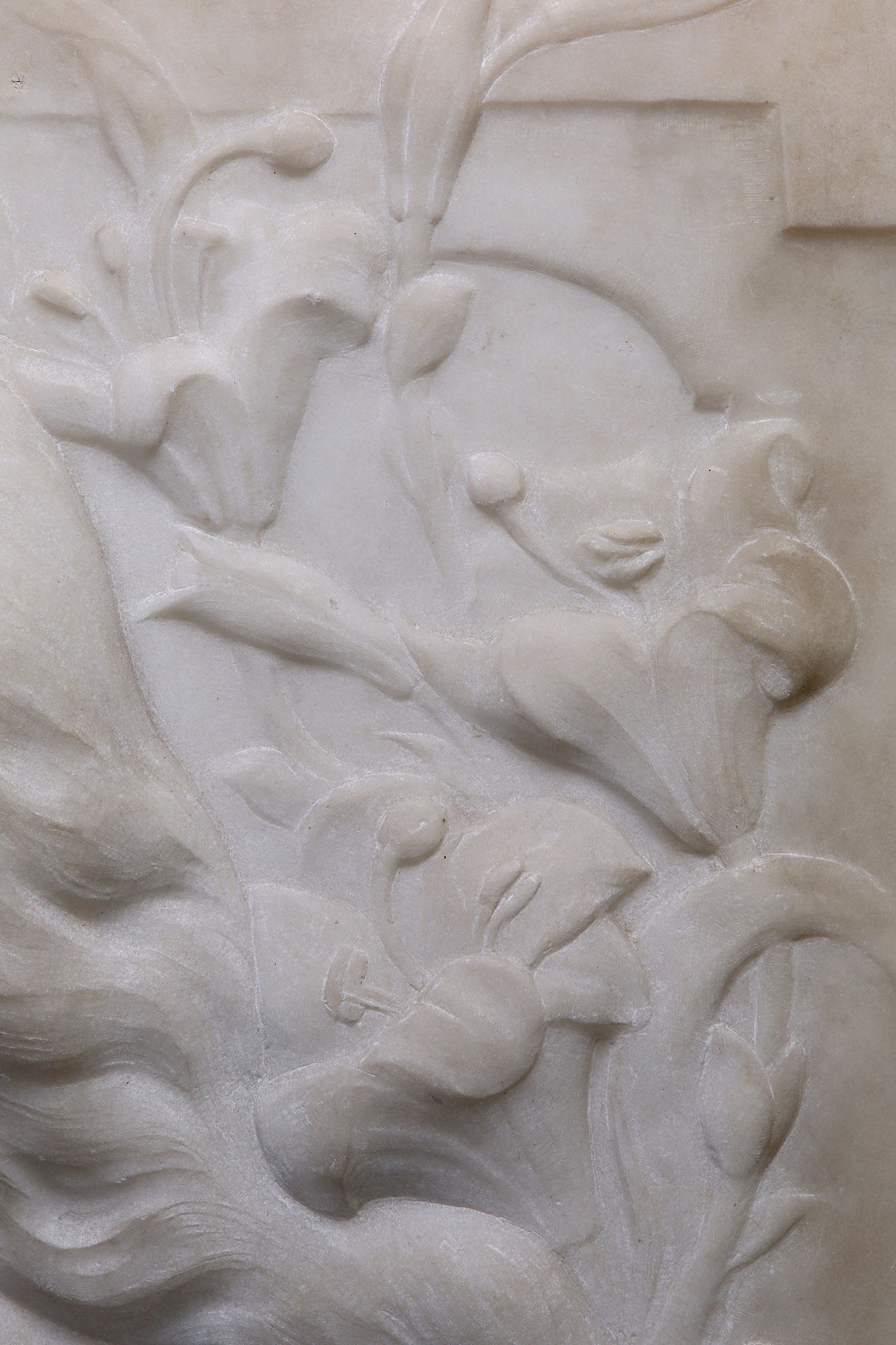 ALBERT MARQUE (FRENCH, 1872-1947): A MARBLE RELIEF DEPICTING A YOUNG WOMAN 'SLEEP' the nude figure - Image 3 of 6