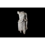 AN 18TH / 19TH CENTURY ITALIAN MARBLE STATUE OF AN AMAZON IN THE 1ST CENTURY A.D. ROMAN STYLE the