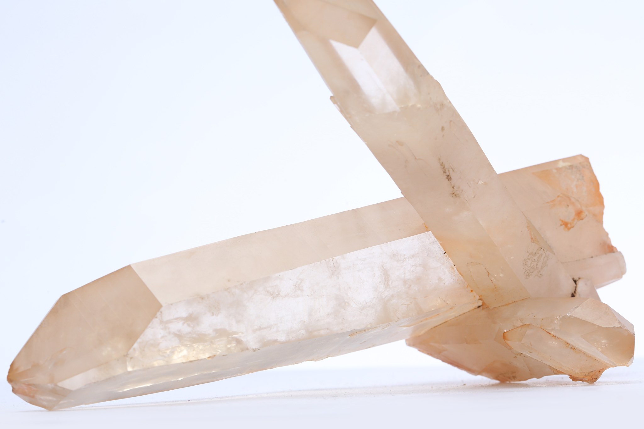 A ROCK CRYSTAL SPECIMEN  18.9cm high. - Image 4 of 4