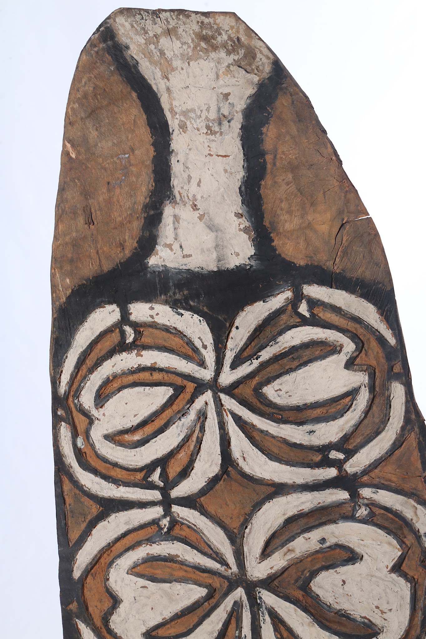 TWO KOROWAI SHIELDS, WESTERN PAPUA NEW GUINEA Both shields of oblong form with a curved top, the - Image 4 of 5