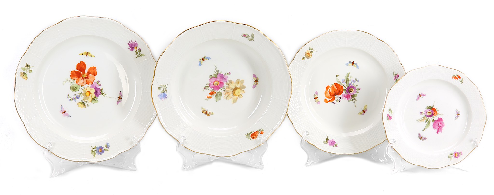 A KPM Berlin porcelain dinner service for six