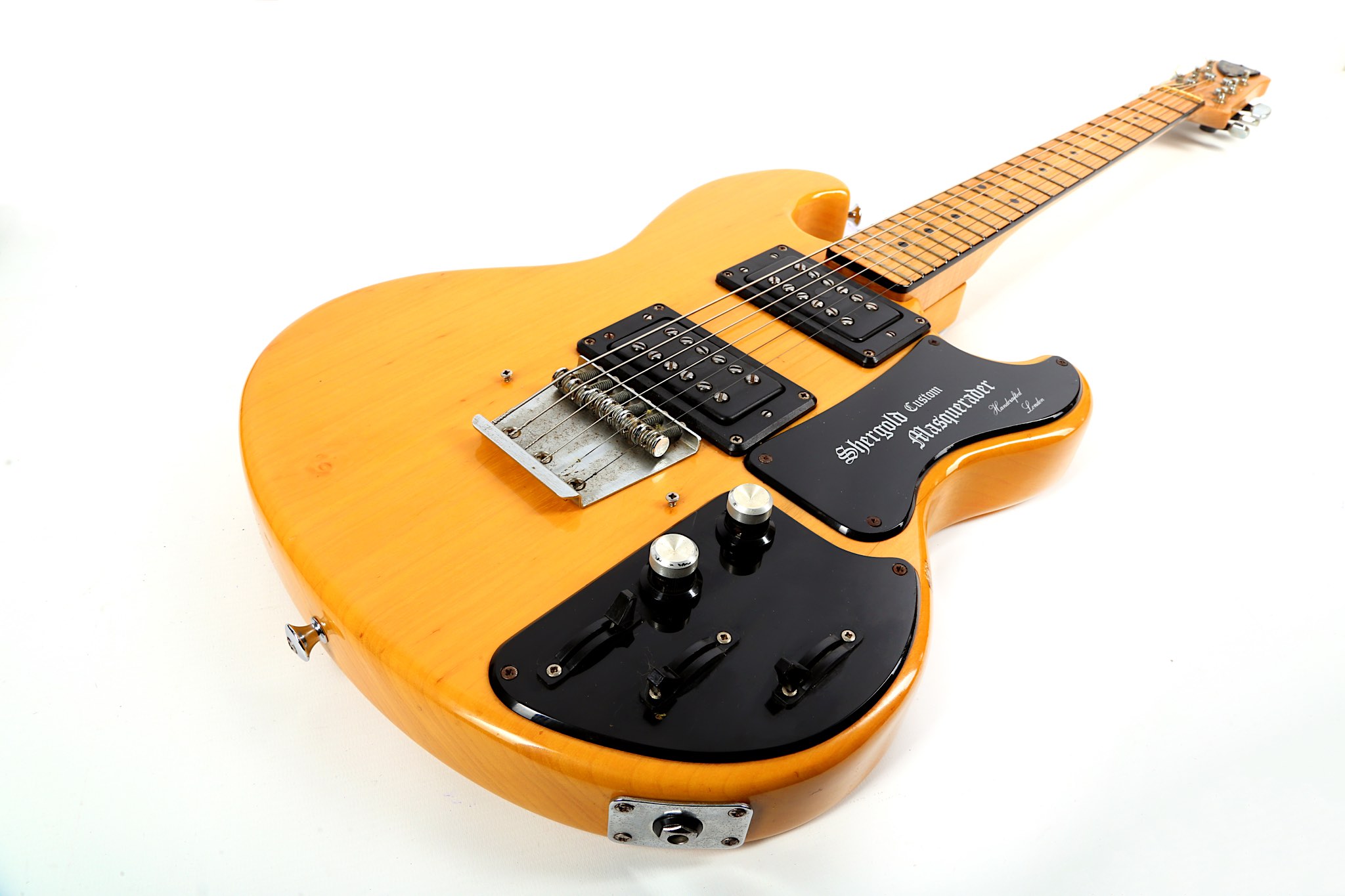 A 1976 Shergold Masquerader in Blonde Finish with no case - Image 4 of 4