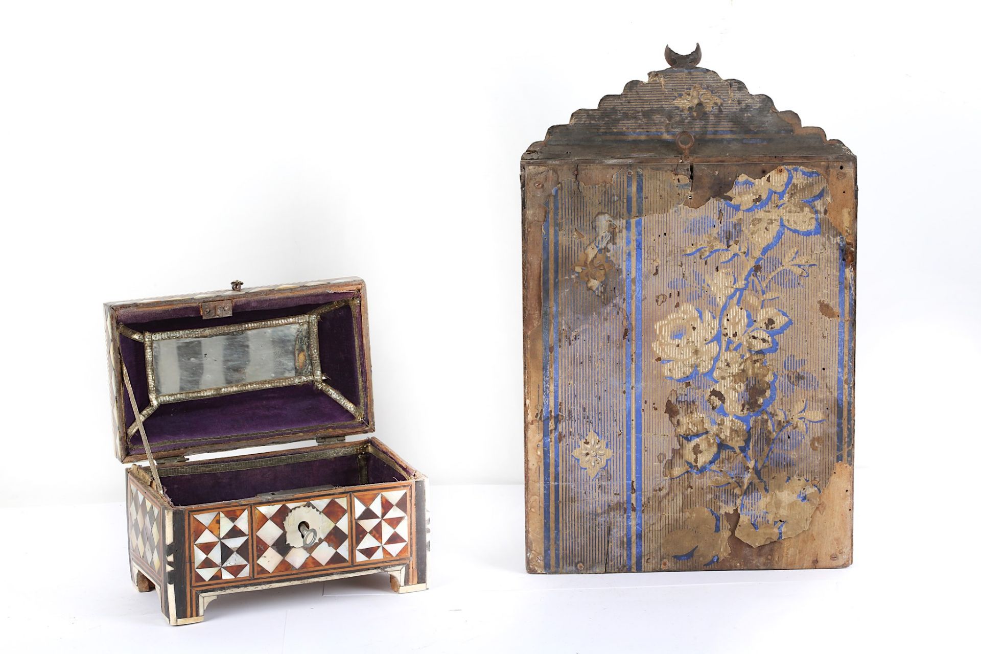 AN OTTOMAN MOTHER-OF-PEARL AND TORTOISE SHELL-INLA - Bild 3 aus 6