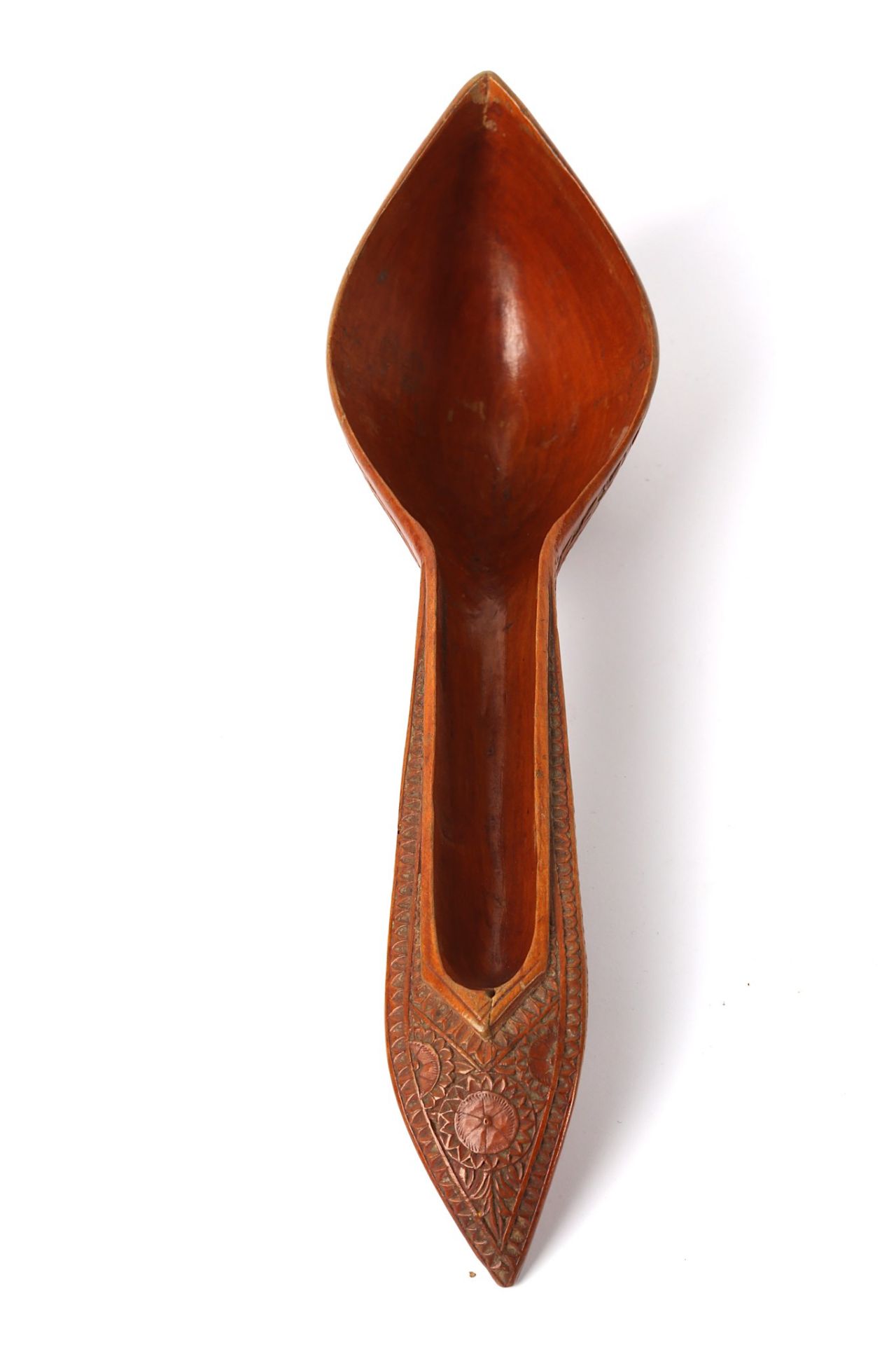 A CARVED WOOD SPOON (QASHUQ) Possibly Abadeh, Iran, late 19th century Of typical form with boat- - Image 3 of 4