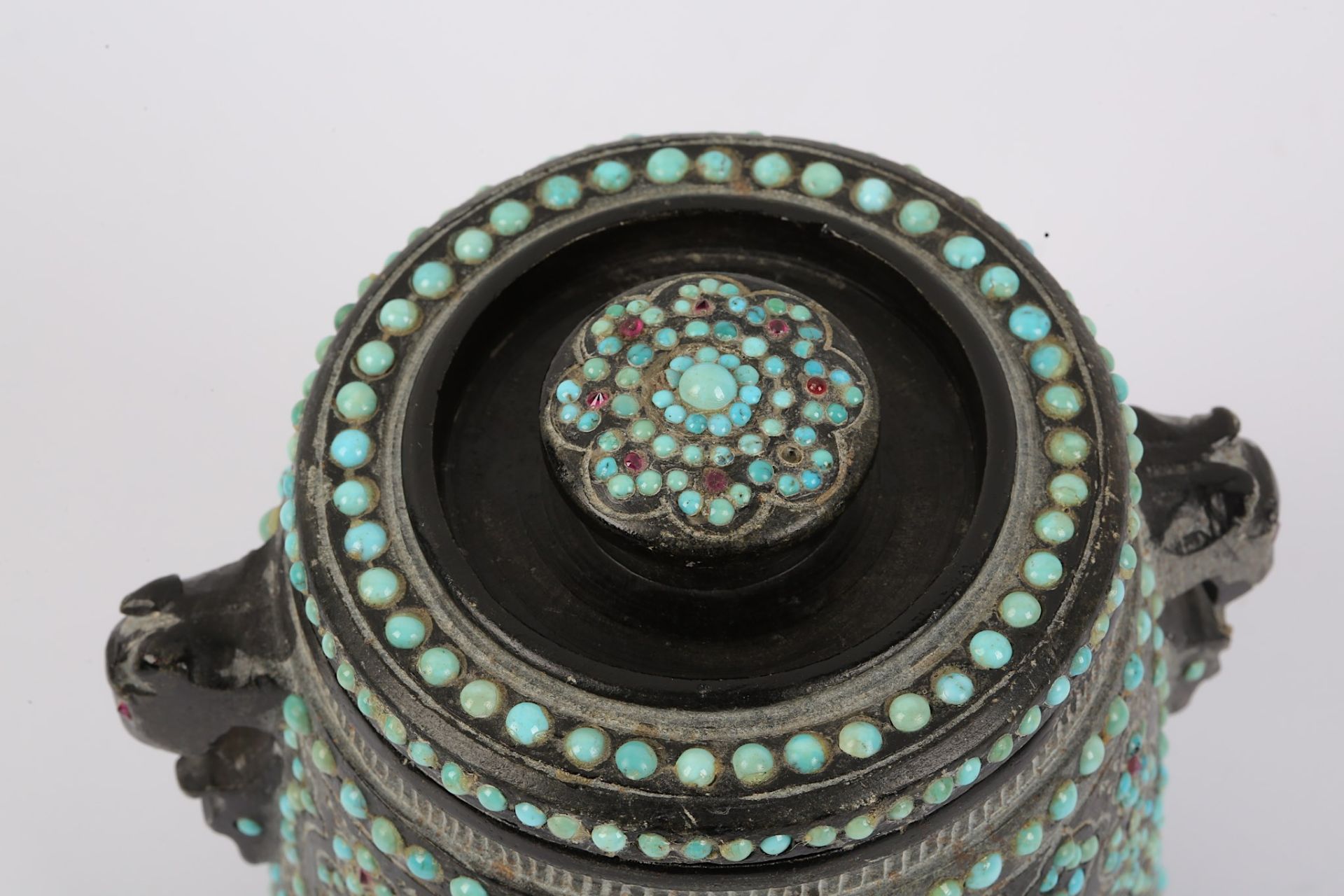 A TURQUOISE-ENCRUSTED CHAIDAN (TEA BOX) Iran, late 19th - early 20th century  Of cylindrical - Image 3 of 4