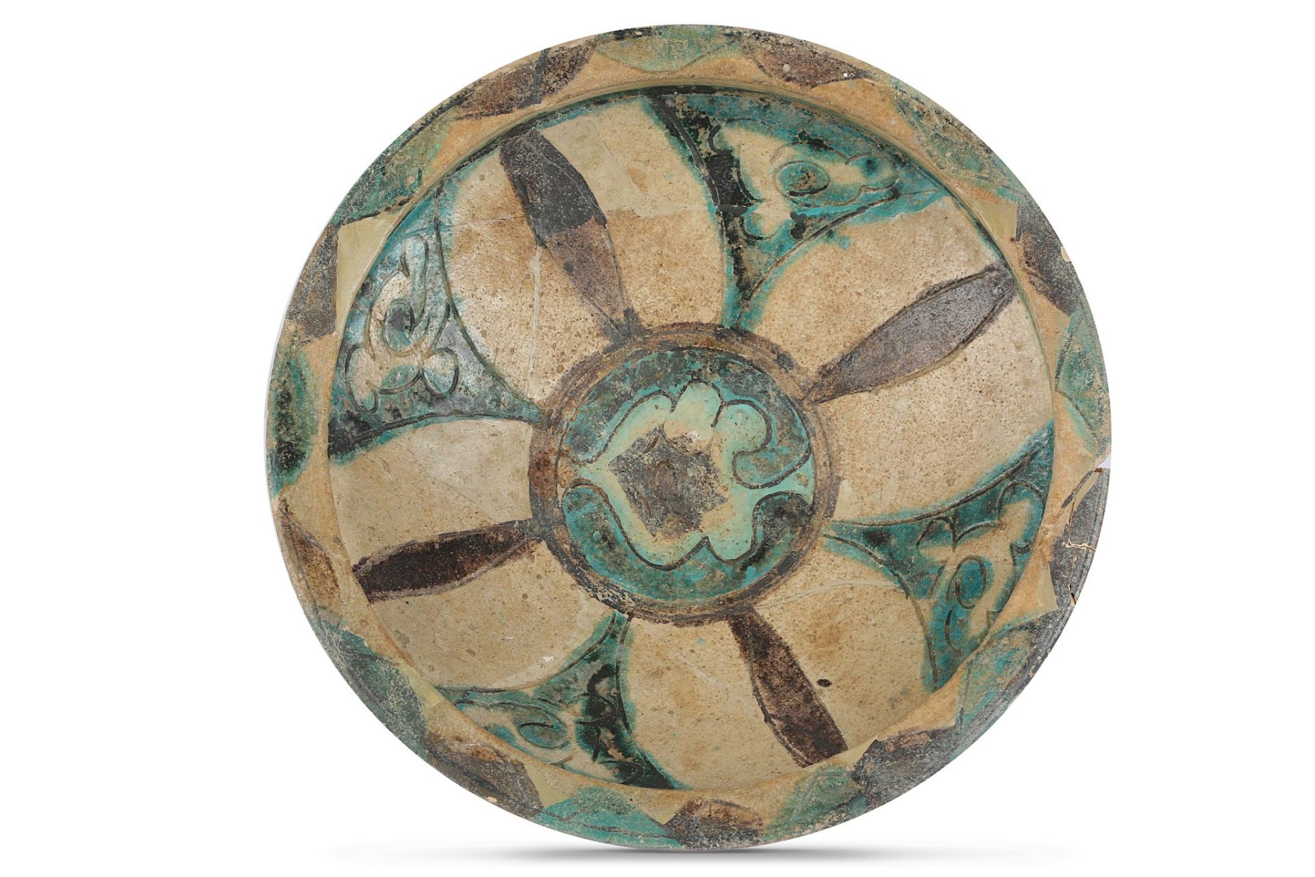 AN EARTHENWARE LAQQABI POTTERY DISH Possibly Syria