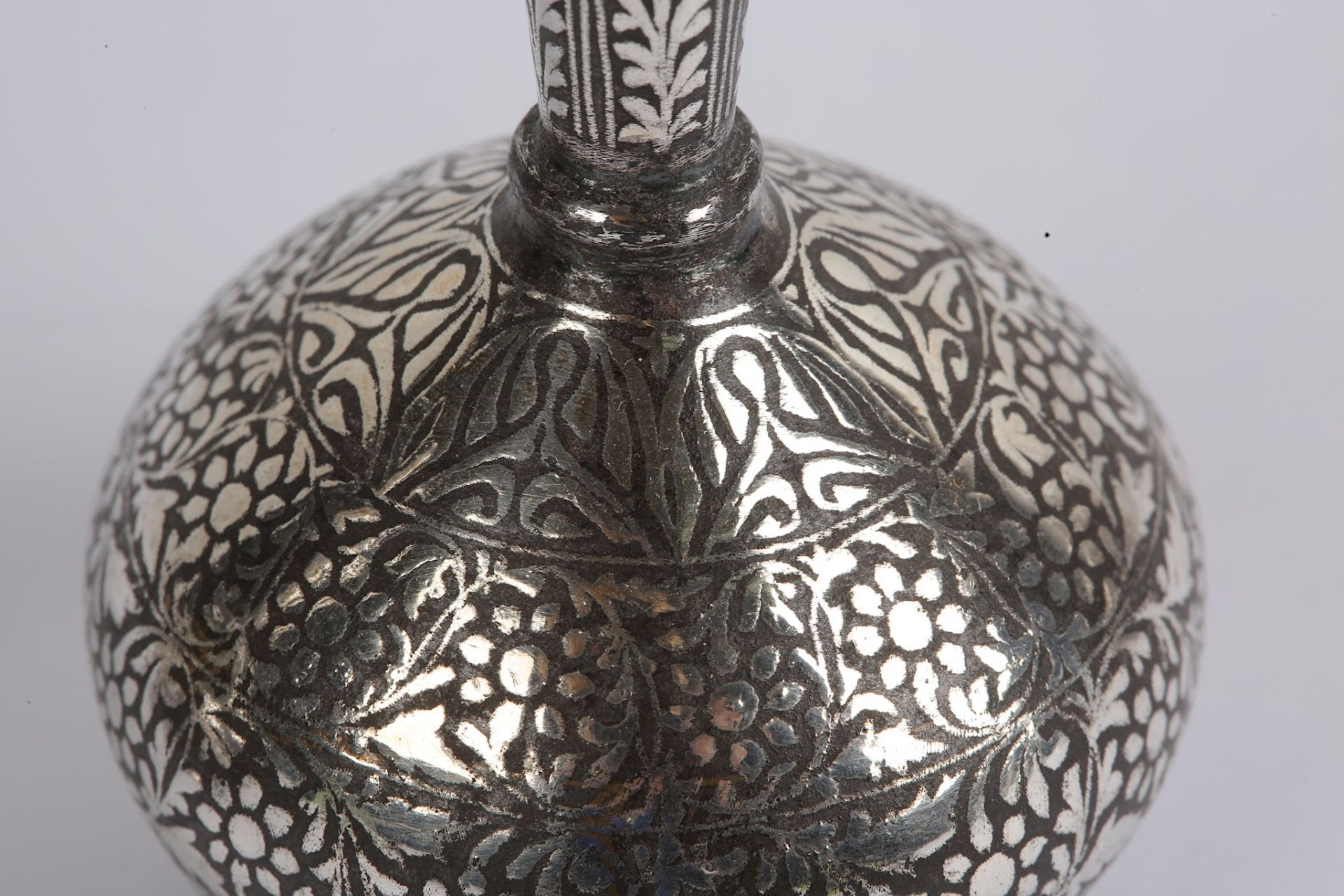 A PAIR OF INDIAN SILVER PERFUME BOTTLES Gujarat, I - Image 2 of 2