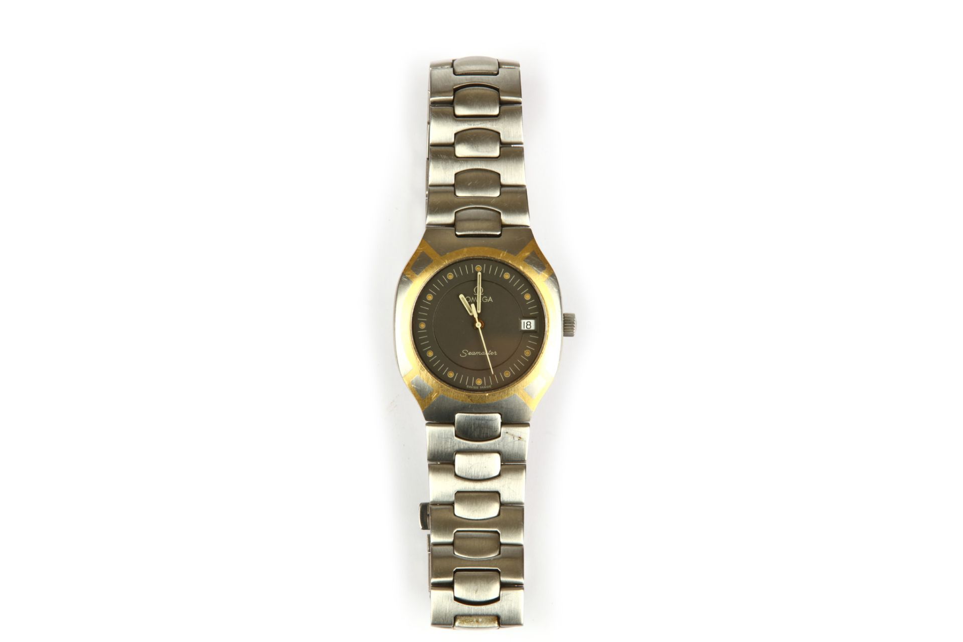 Omega. A stainless steel and gold inlaid quartz calendar bracelet watch. Model: Polaris. Case - Image 2 of 5