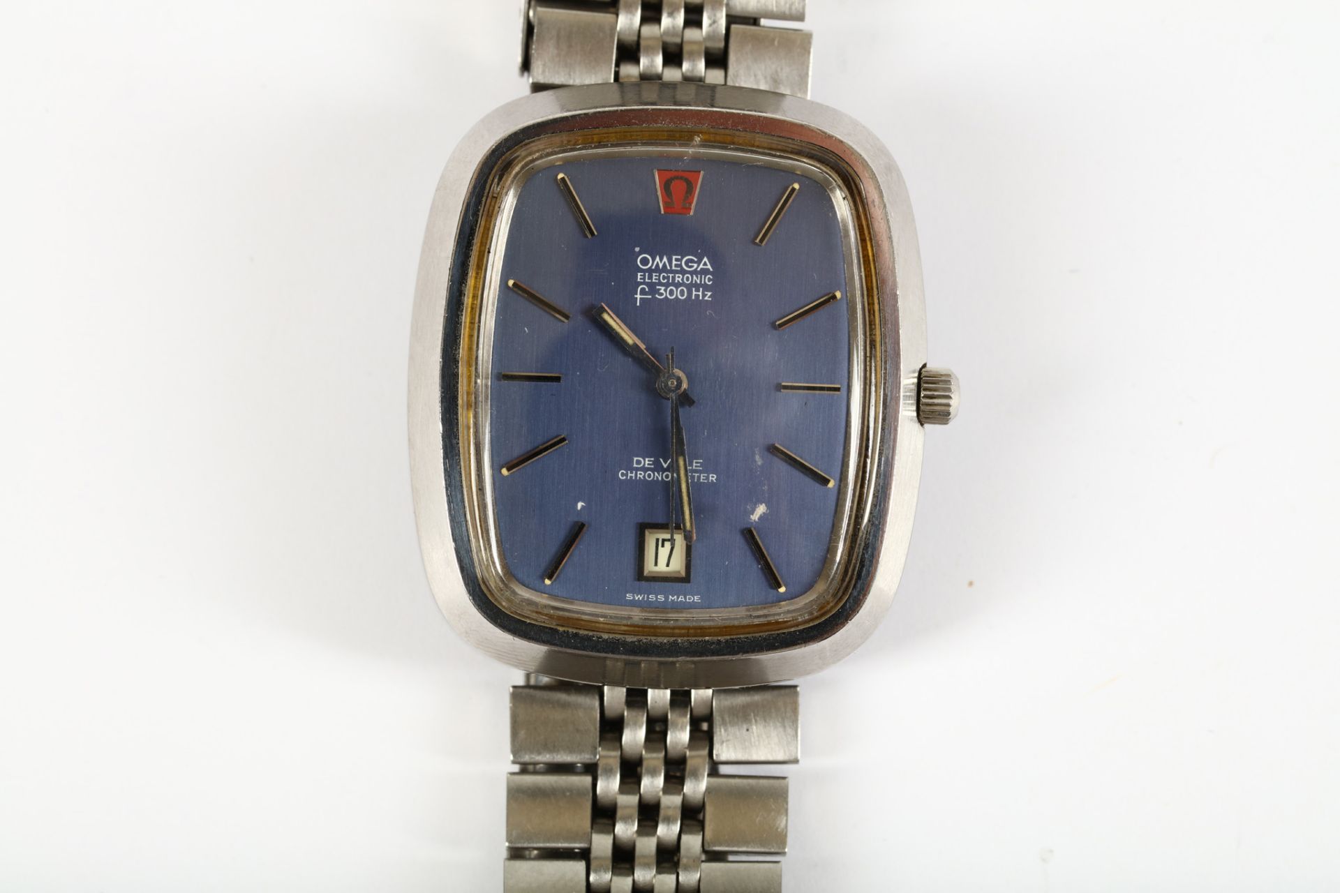 Omega. A stainless steel electronic chronometer calendar bracelet watch. Model: De Ville. Reference: - Image 3 of 5