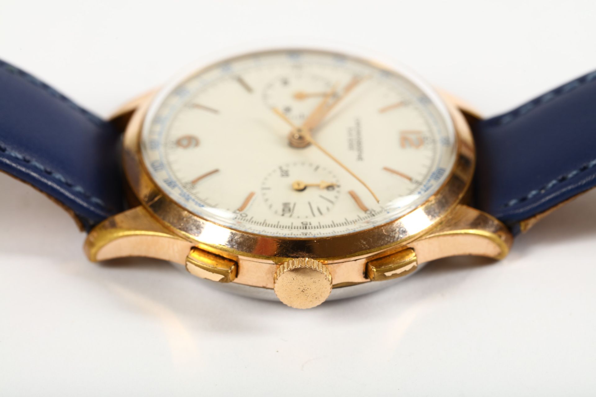 Walker. A gold plated manual wind chronograph wristwatch. Case reference: 45525.  Date: Mid 20th - Bild 5 aus 5