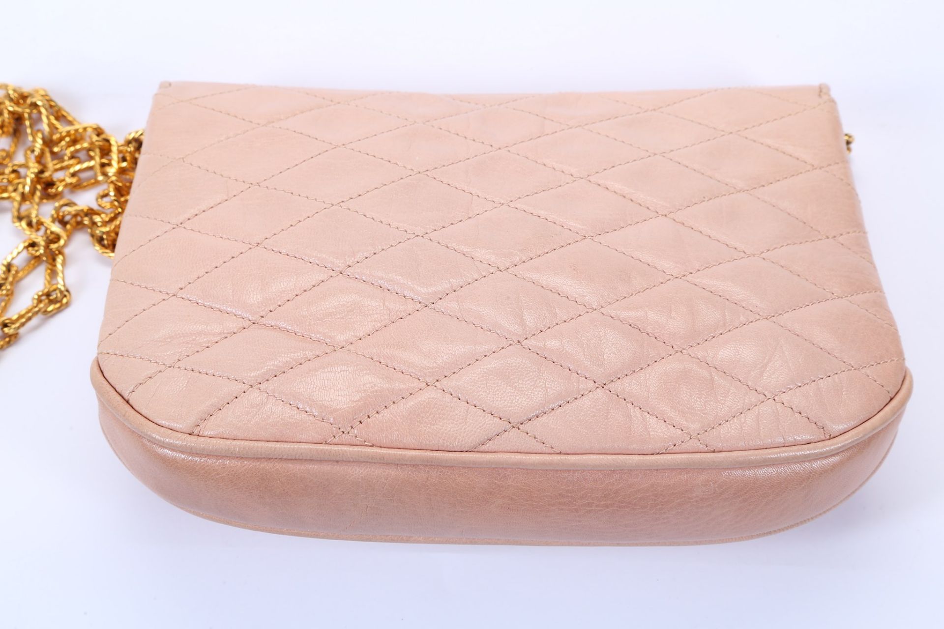 Chanel Baby Pink Petite Handbag, 1980s, quilted sh - Bild 3 aus 6