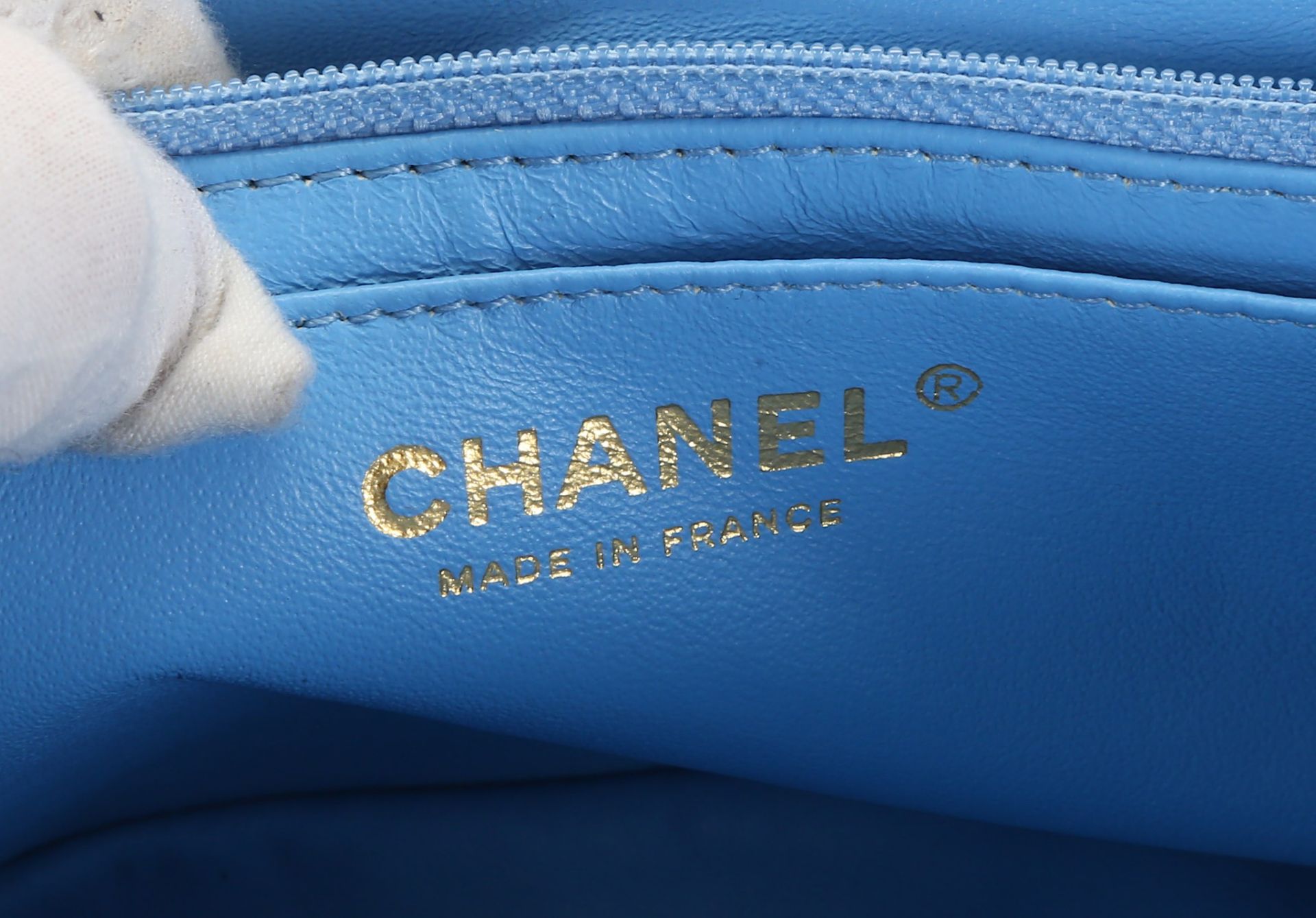 Chanel Sky Blue Valentine Charm Flap Bag, c. 2008- - Bild 6 aus 7