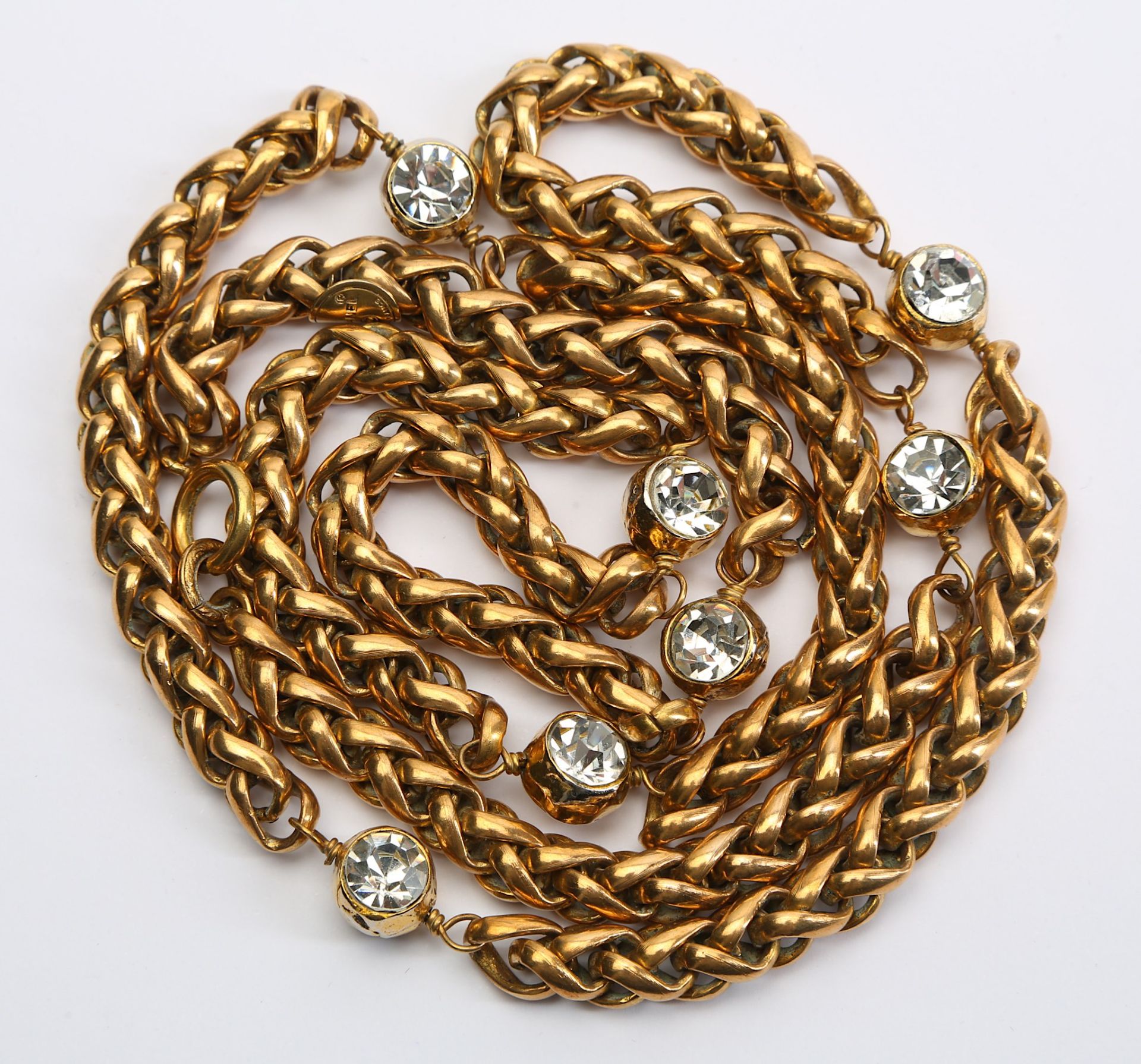 Chanel Gilt Chain Necklace, early 1980s, wheat chain interspersed with diamante beads, 45cm drop Box - Bild 3 aus 5