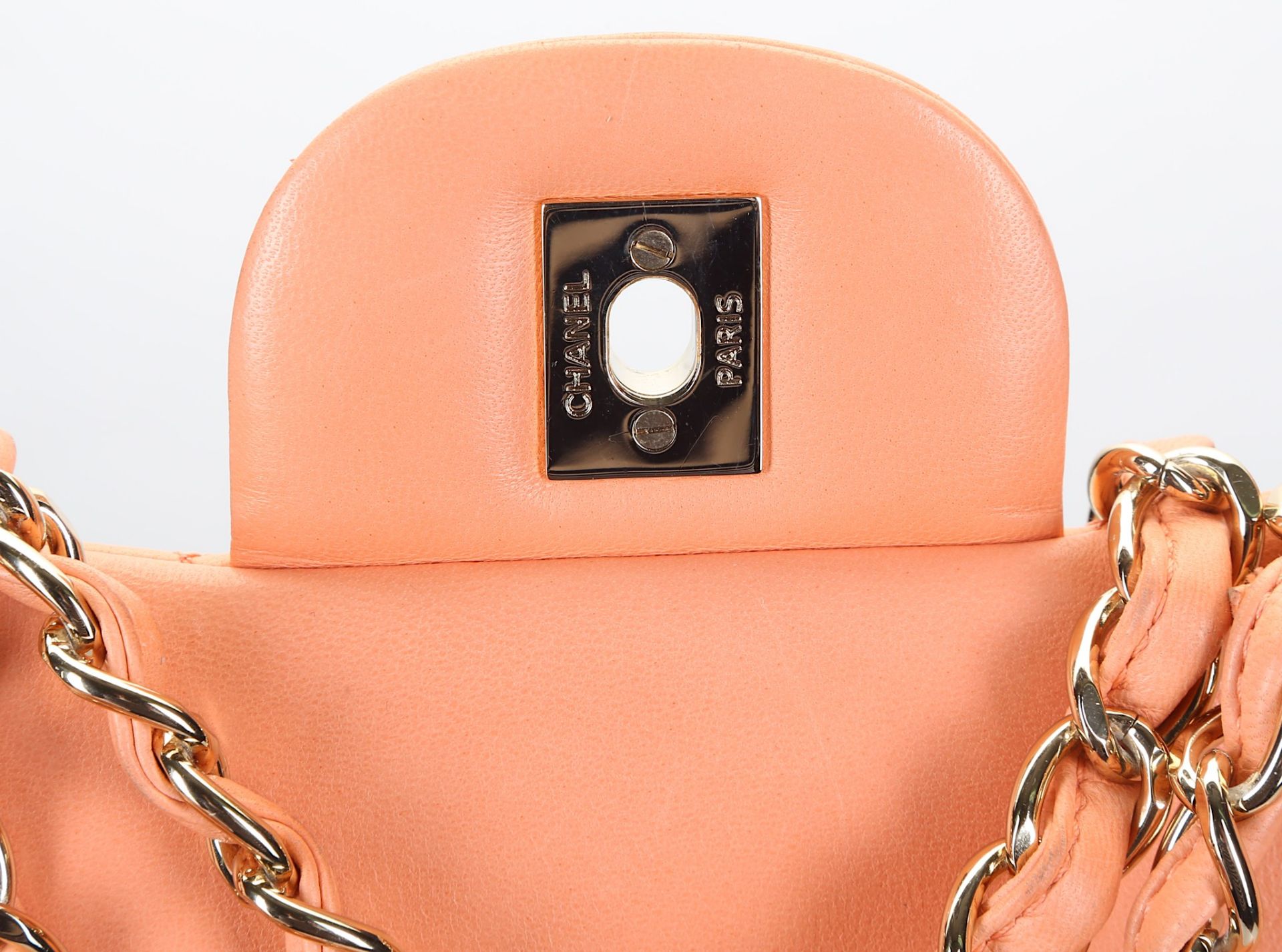 Chanel Peach Jumbo Classic Flap Bag, c. 2012, quil - Bild 7 aus 10