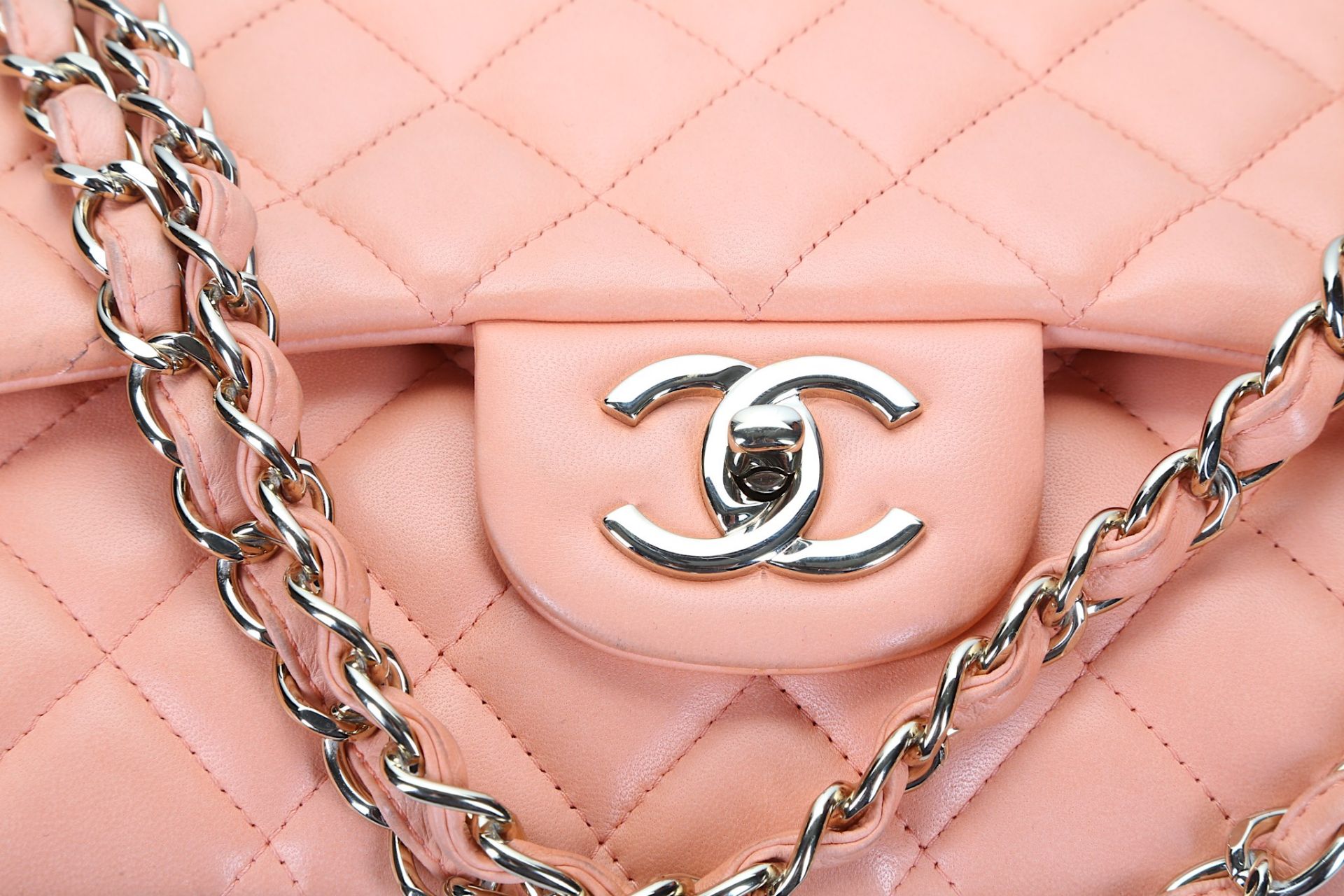 Chanel Peach Jumbo Classic Flap Bag, c. 2012, quil - Bild 2 aus 10