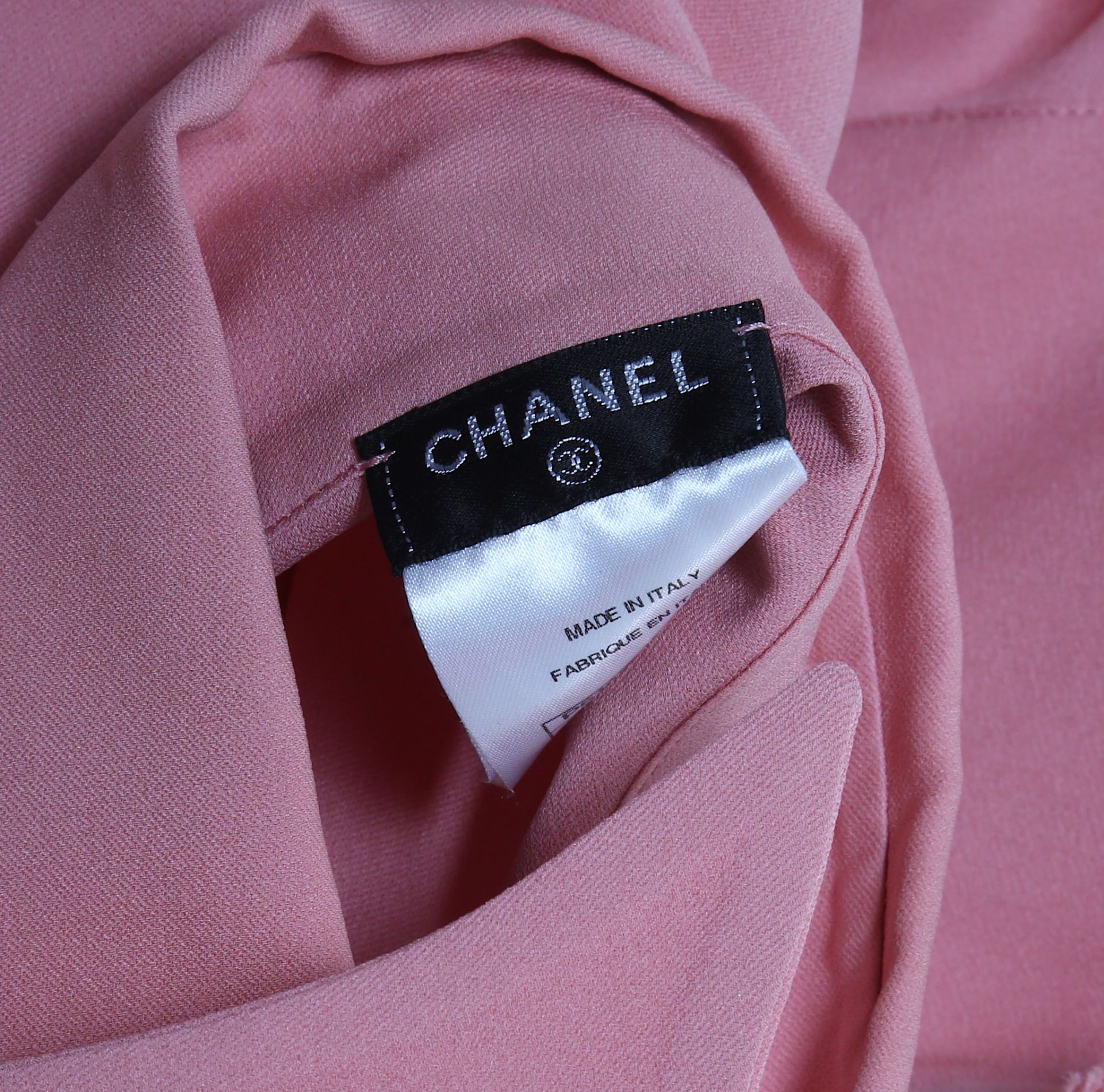 Chanel Pink Georgette Crepe Silk Shirt Dress, Summ - Image 5 of 5