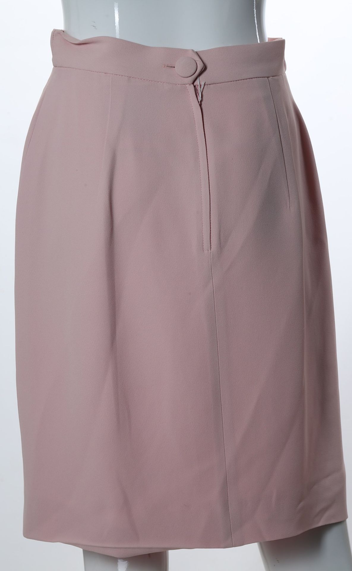 Moschino Cheap and Chic Pink Skirt Suit, 1990s, wi - Image 8 of 10
