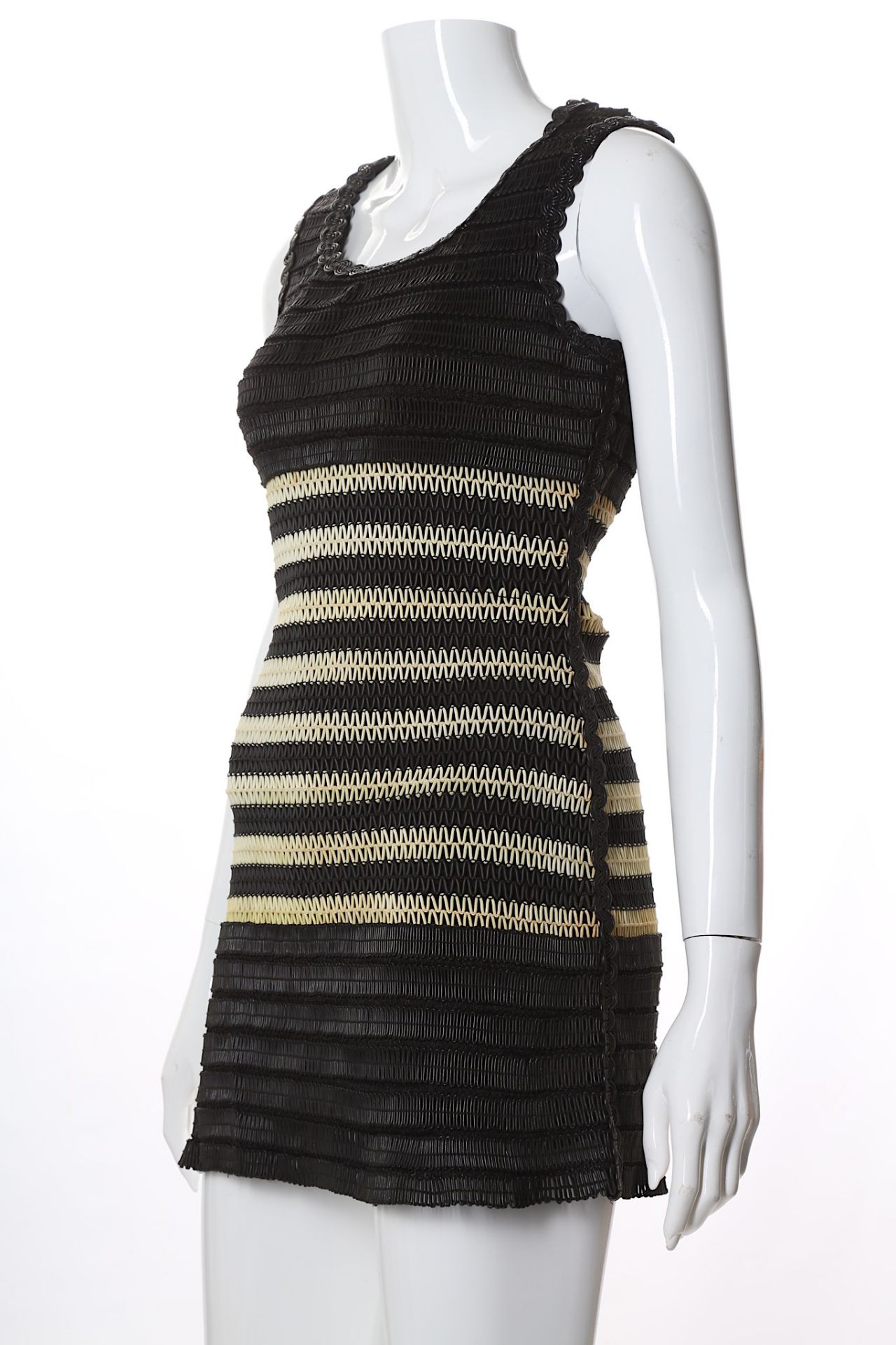 Chanel Boutique Black Rubber Piping Dress, sleeveless design with cream rubber detail, size 38 (UK - Bild 2 aus 6