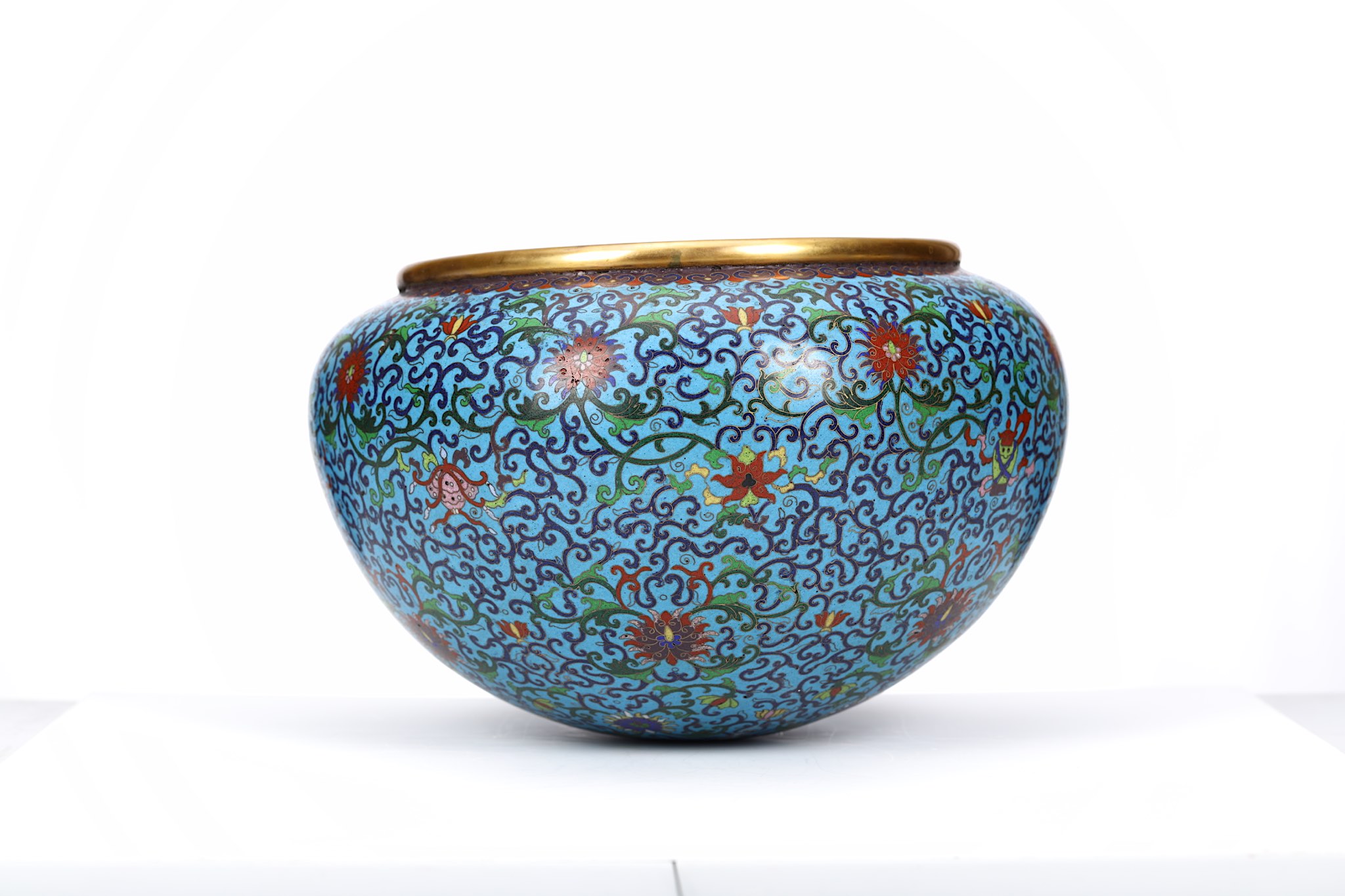 A Chinese cloisonne enamel alms bowl, 19th / 20th - Image 8 of 8