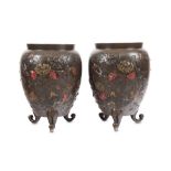 A PAIR OF LARGE BRONZE VASES. Meiji period. Of ovo