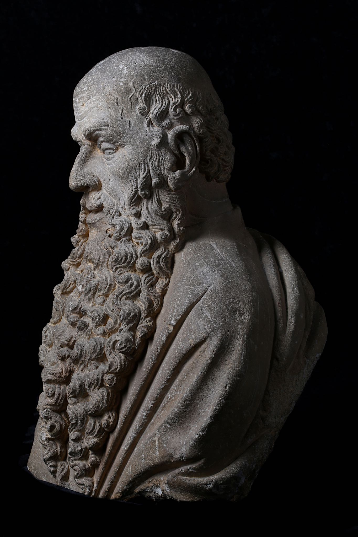 AN IMPORTANT LATE 15TH CENTURY ITALIAN CARVED SANDSTONE BUST OF A BEARDED MAN, CIRCLE OF ANGELO DI - Image 10 of 14