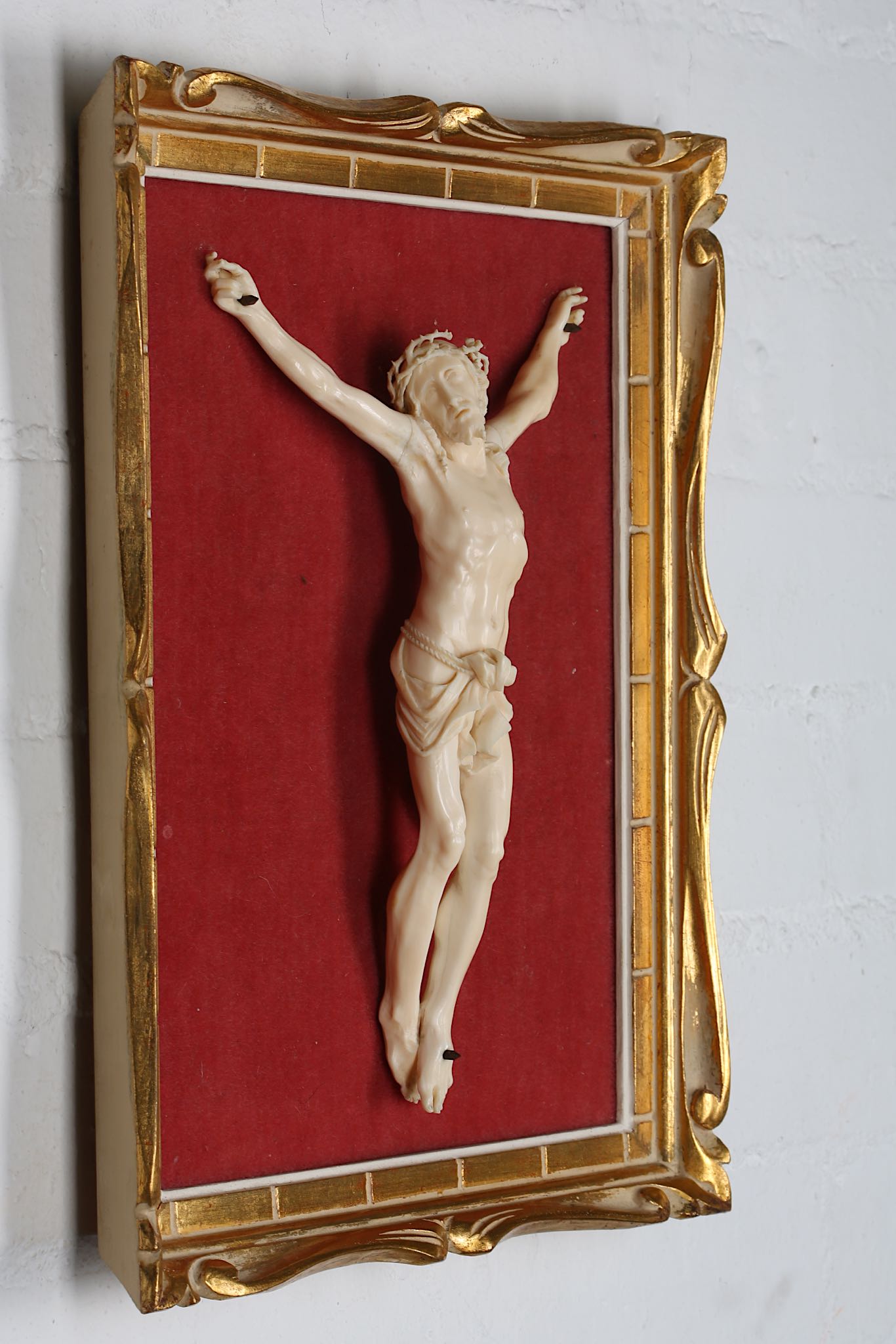 TWO 19TH CENTURY NORTH EUROPEAN IVORY CORPUS CHRISTIS both of similar form with Christ's head turned - Image 3 of 5