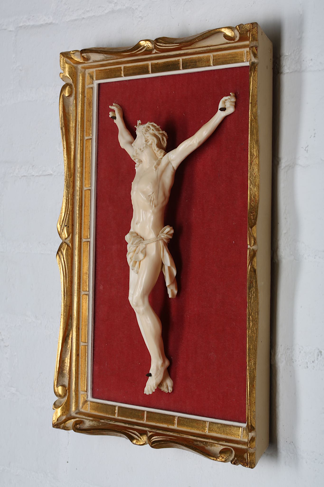 TWO 19TH CENTURY NORTH EUROPEAN IVORY CORPUS CHRISTIS both of similar form with Christ's head turned - Image 2 of 5