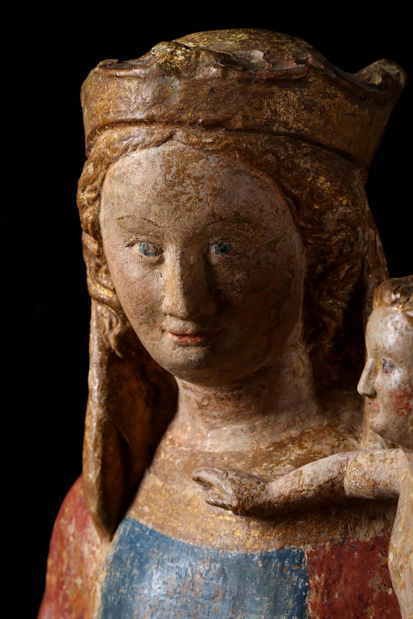 A MID 14TH CENTURY FRENCH POLYCHROME, GILDED AND CARVED LIMESTONE GROUP OF THE VIRGIN AND CHILD, - Image 10 of 11