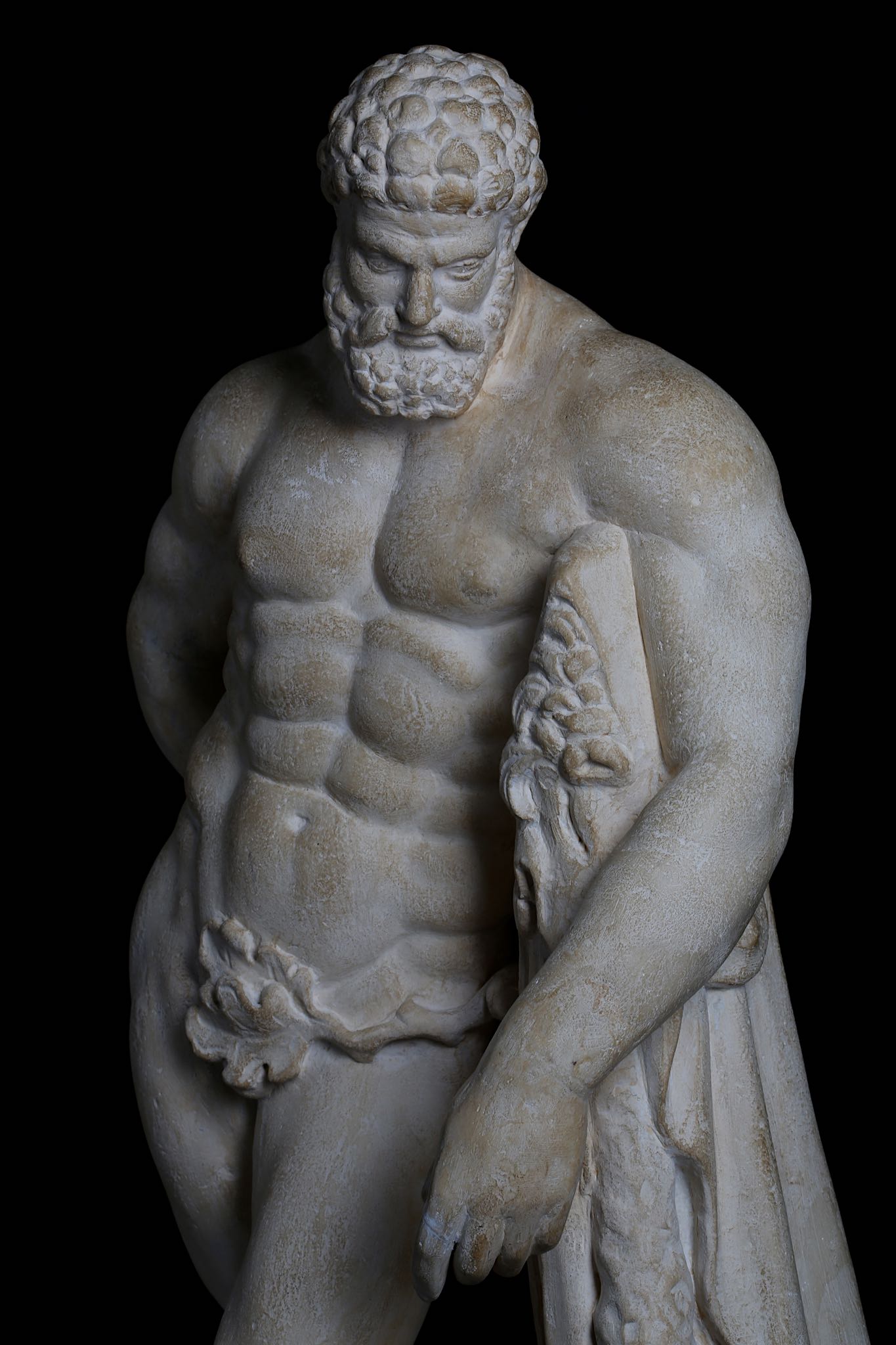 AN 18TH CENTURY CARVED LIMESTONE FIGURE OF THE WEARY HERCULES OF LYSIPPOS, AFTER THE ANTIQUE the - Image 5 of 11