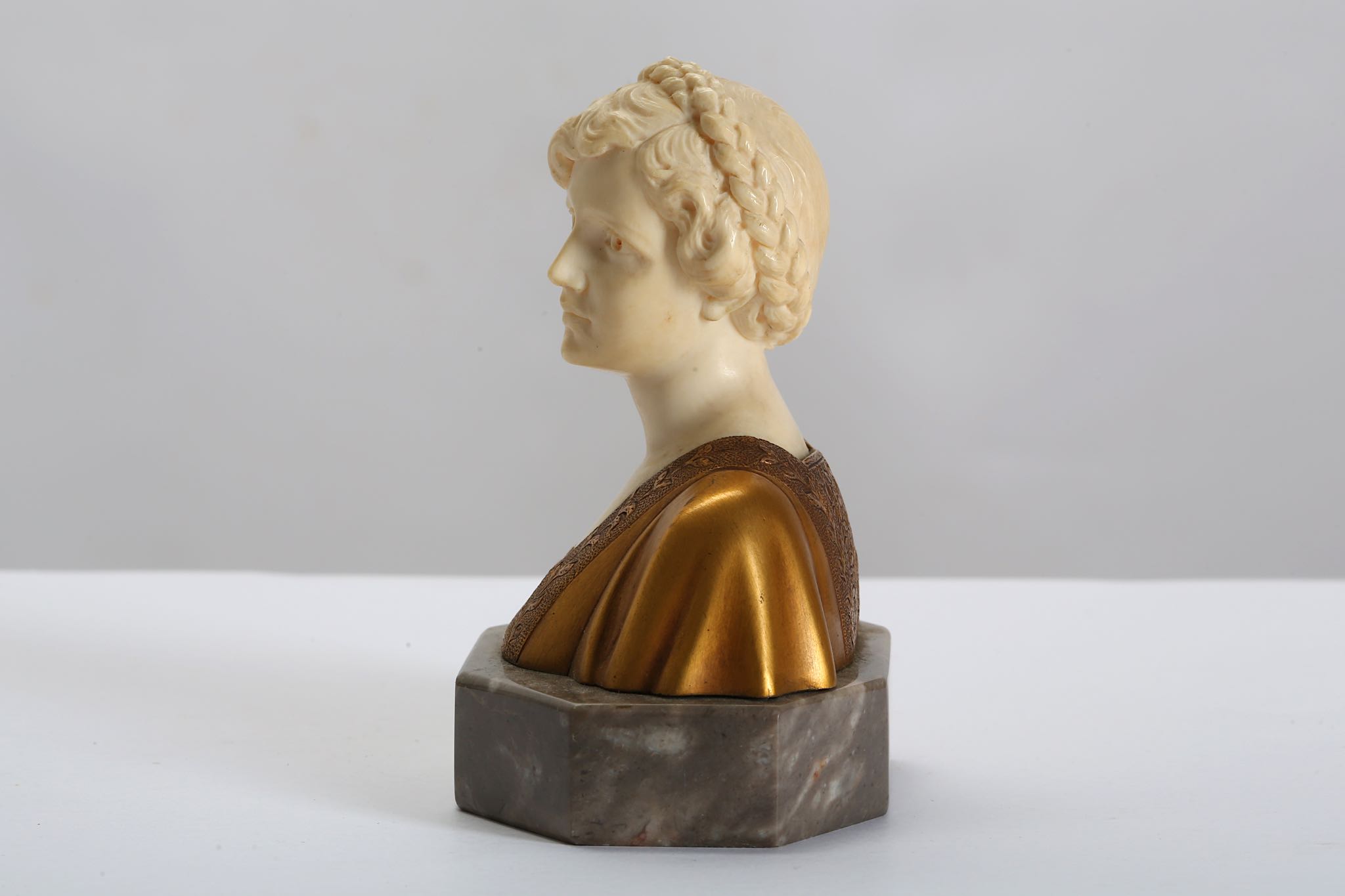 FERDINAND PREISS (GERMAN 1892-1943): AN IVORY AND GILT BRONZE BUST OF A GIRL  the young beauty - Image 4 of 8