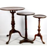 A George III style mahogany tripod occasional table, with a circular top on birdcage support, 78cm