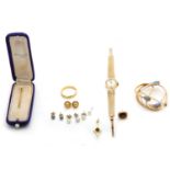 A collection of jewellery, Including a bi-coloured brooch, stamped 585, a pair of ropetwist