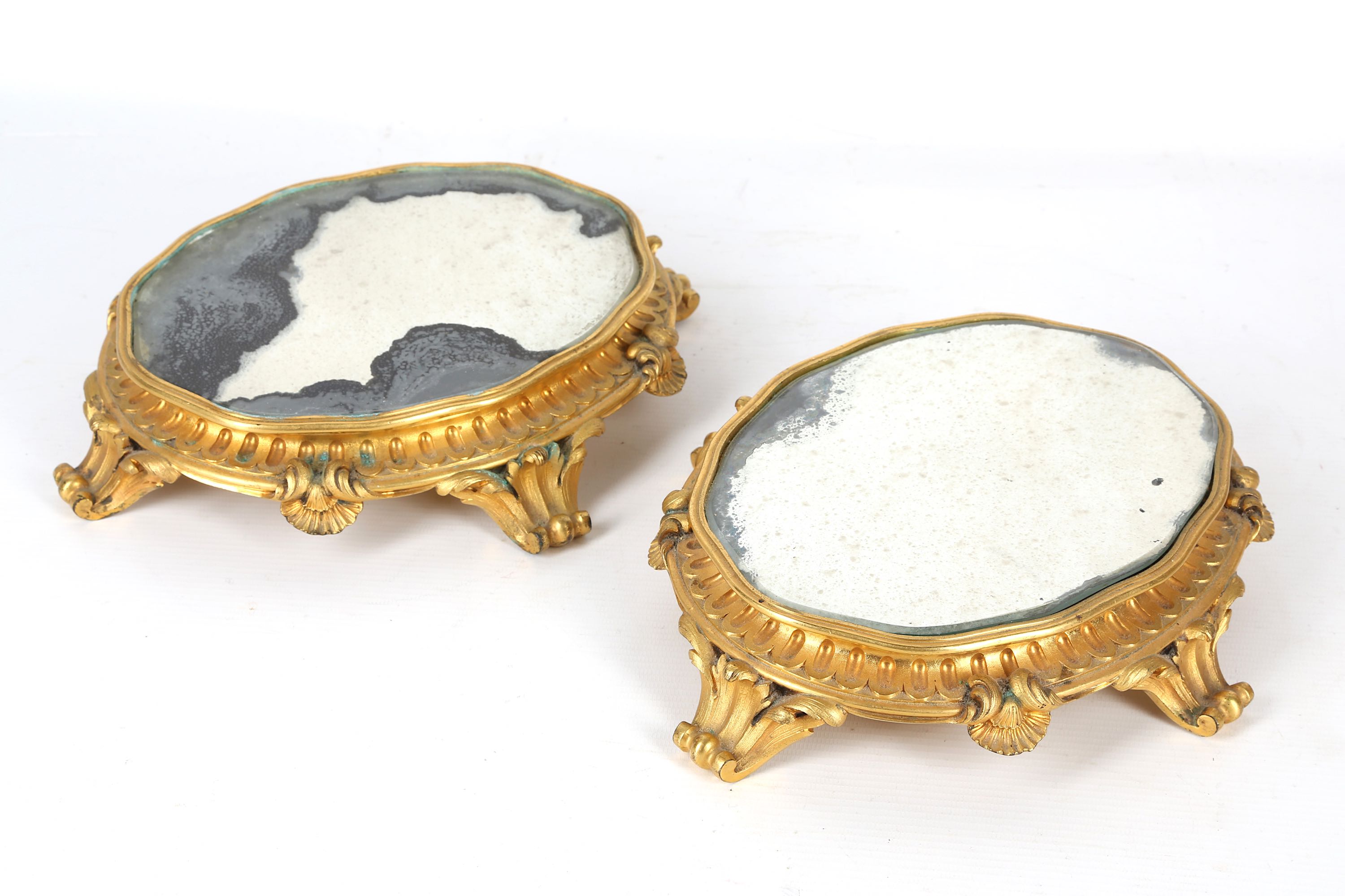 A PAIR OF 19TH CENTURY GILT BRONZE AND MIRRORED GL - Image 3 of 6