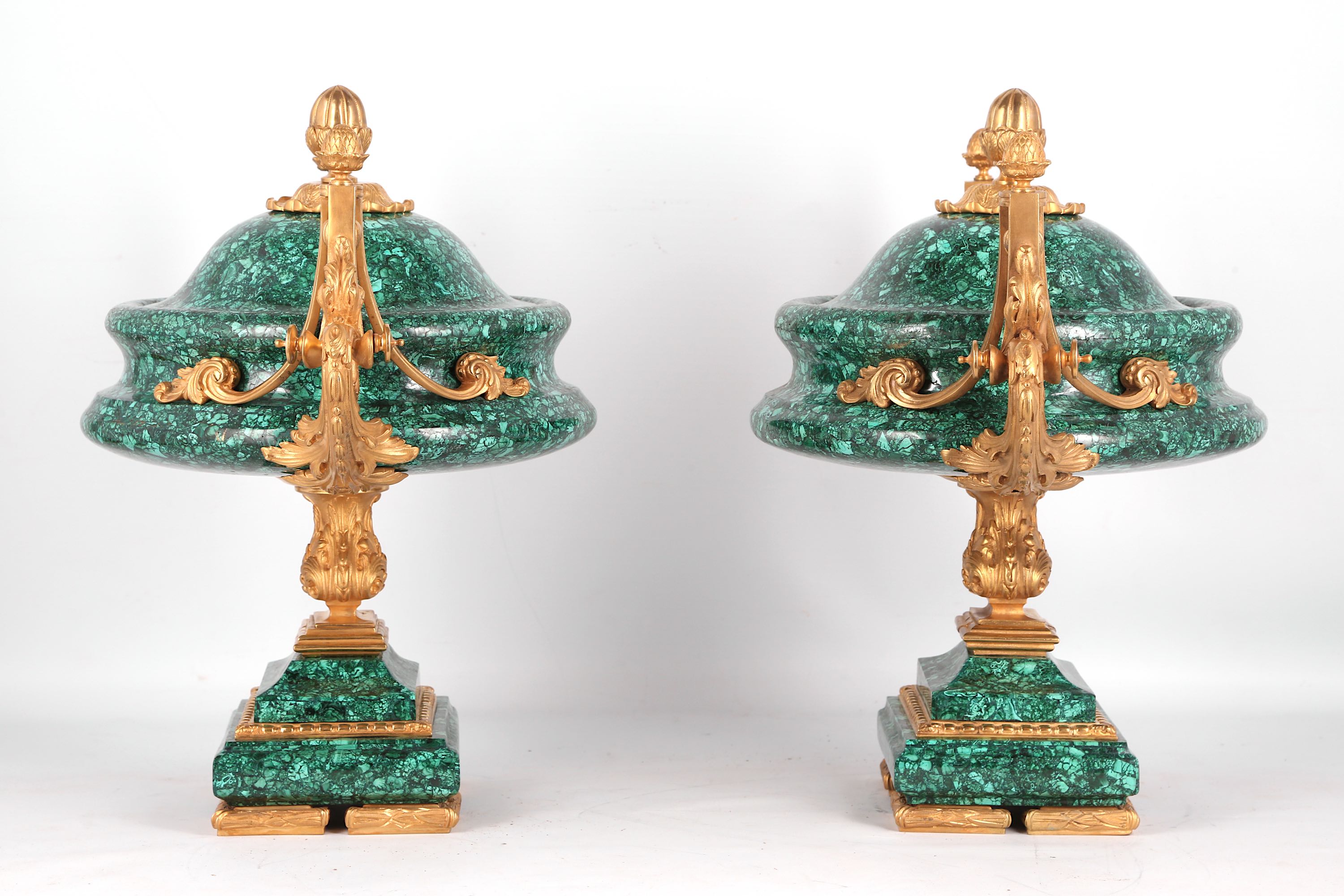 A PAIR OF LOUIS XVI STYLE GILT BRONZE AND MALACHIT - Image 2 of 6