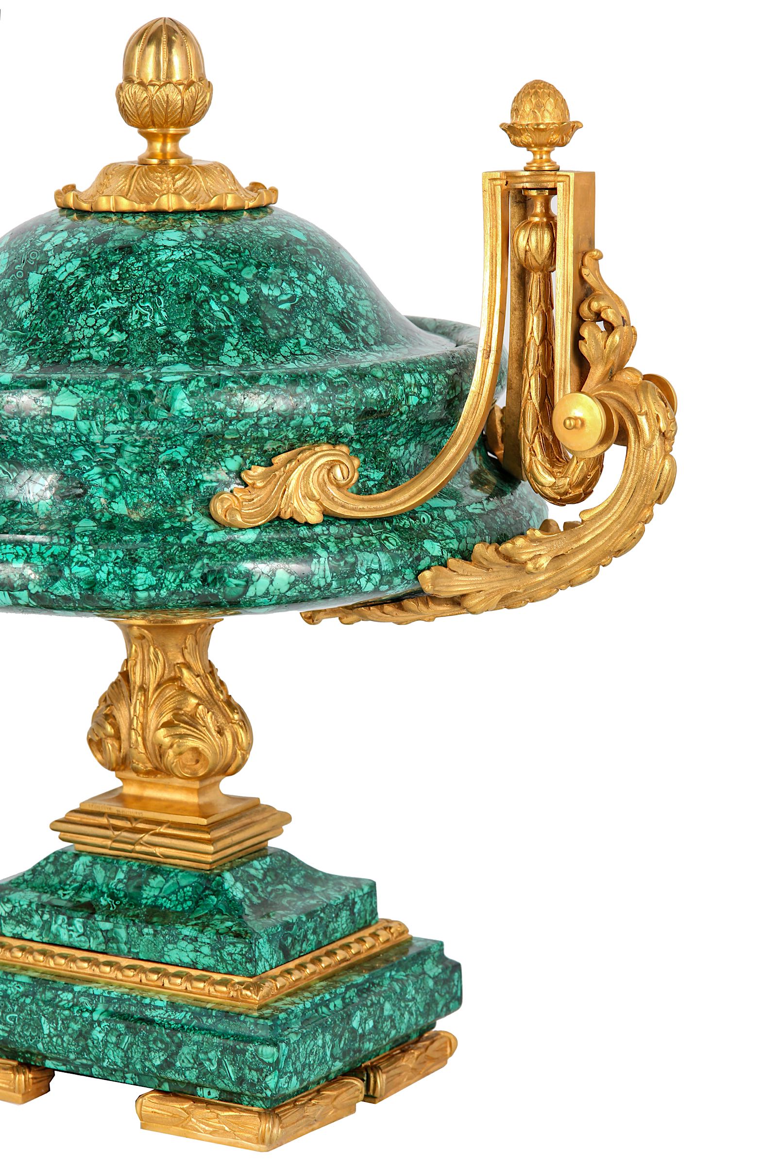 A PAIR OF LOUIS XVI STYLE GILT BRONZE AND MALACHIT - Image 6 of 6