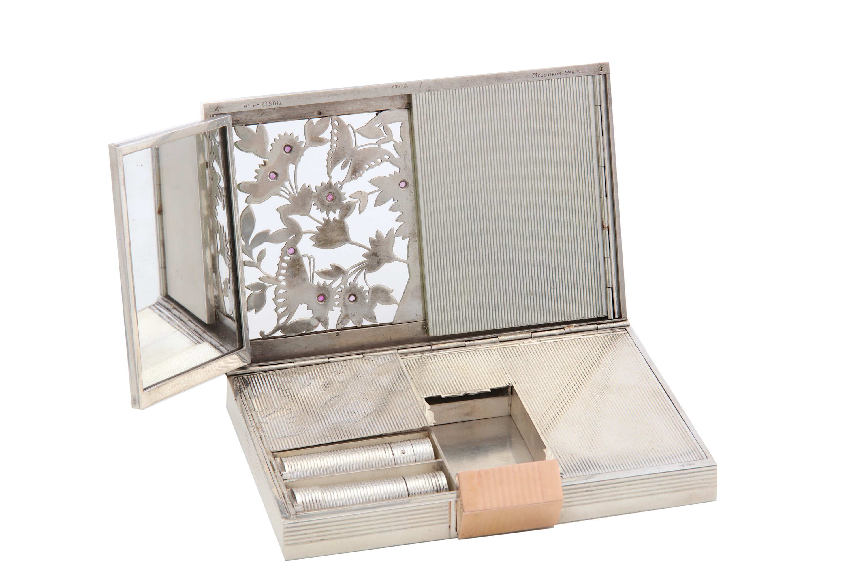 A mid - 20th century French 800 standard silver and gold vanity case / minaudière, by Boucheron circ - Image 5 of 6