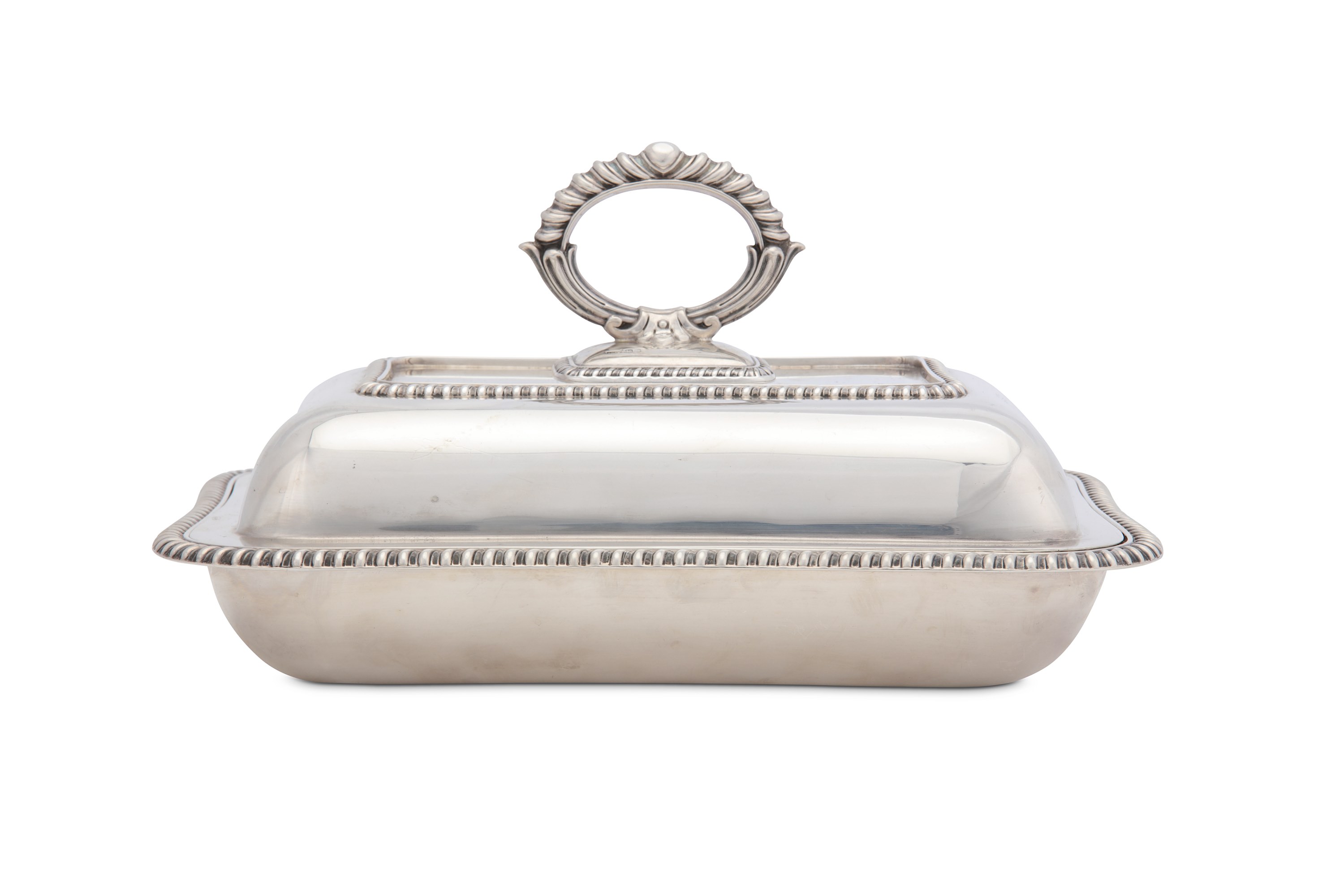 A George V sterling silver entrée dish, Sheffield 1923 by Joseph Rodgers & Sons