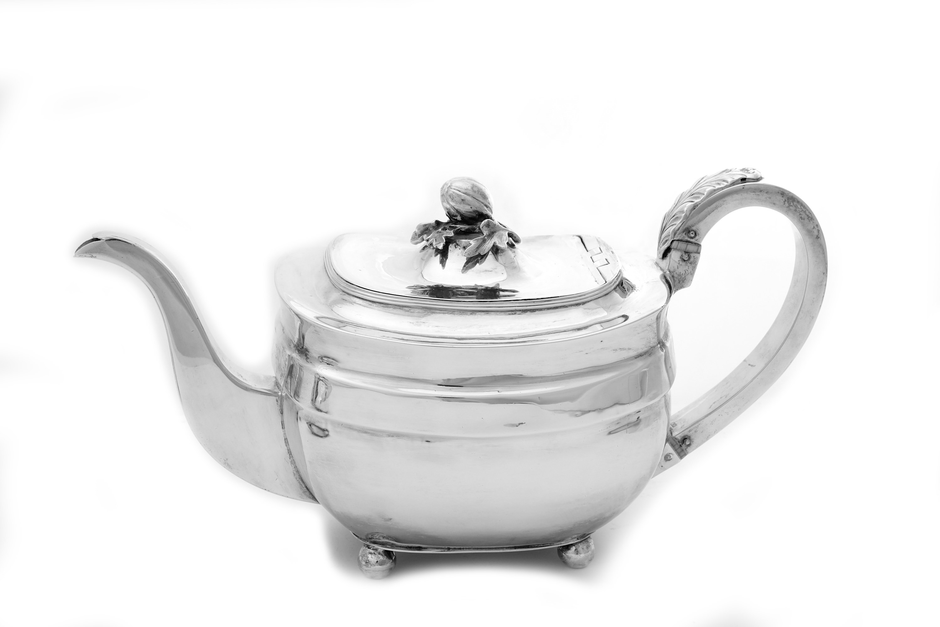 A matched George III antique sterling silver tea service, the teapot London 1807 by William Bennett - Image 4 of 4